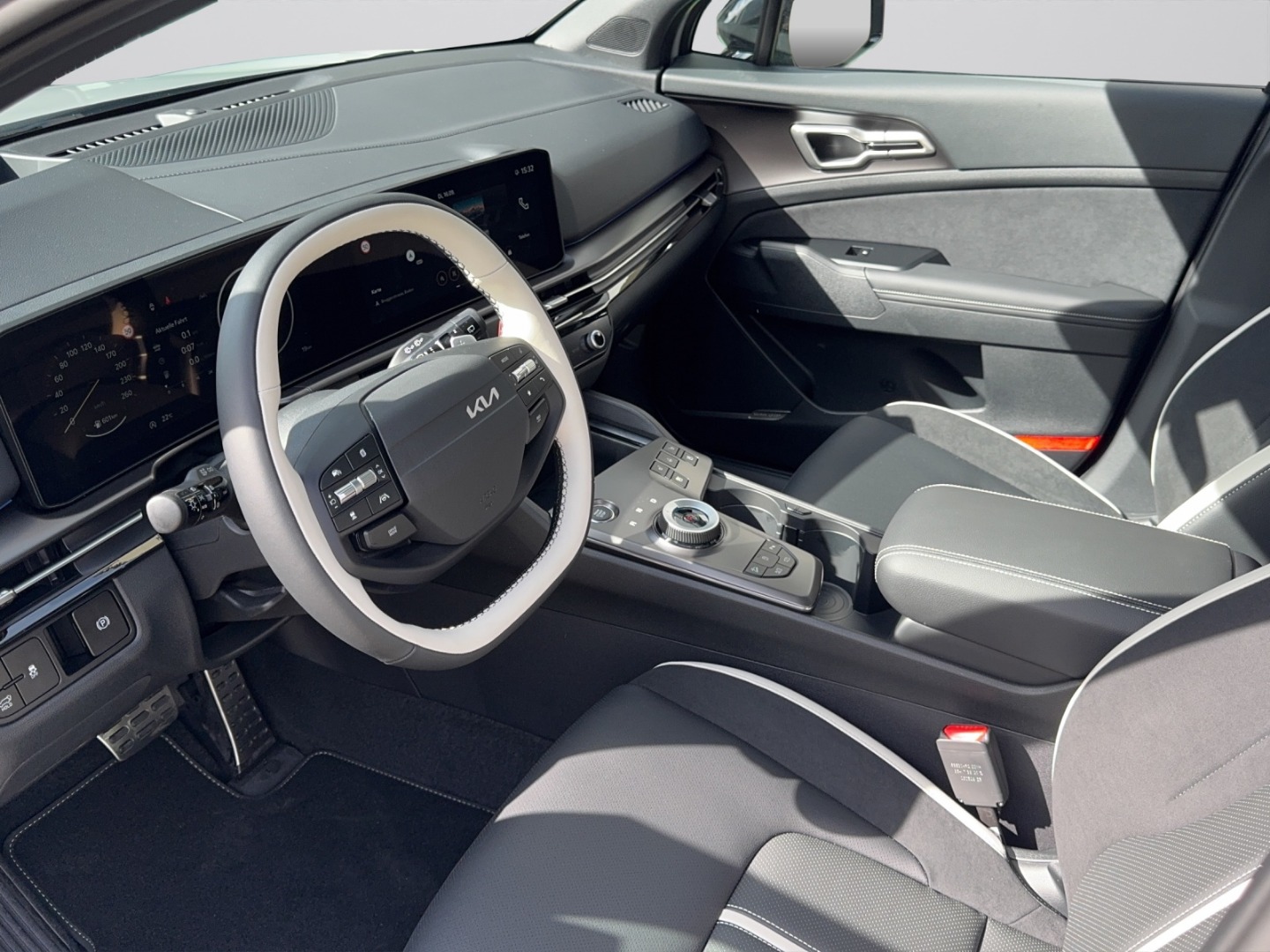 KIA Sportage 1.6 T-GDi Hybrid GT-Line-image-5