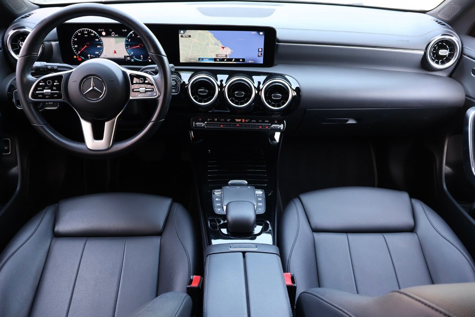 MERCEDES-BENZ CLA 180 Progressive Shooting Brake Aut.-image-6