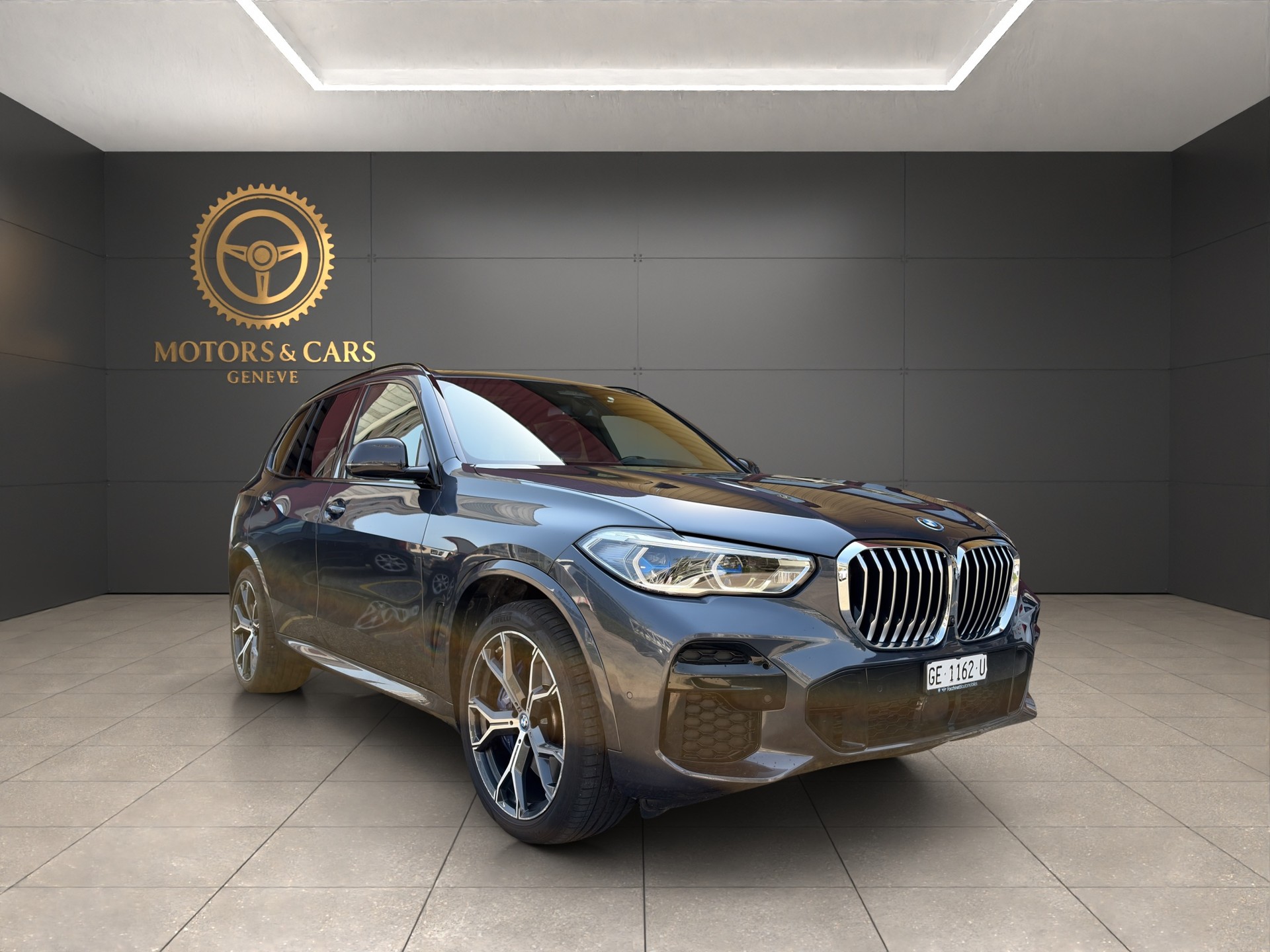 BMW X5 xDrive45e M Sport Steptronic-image-1