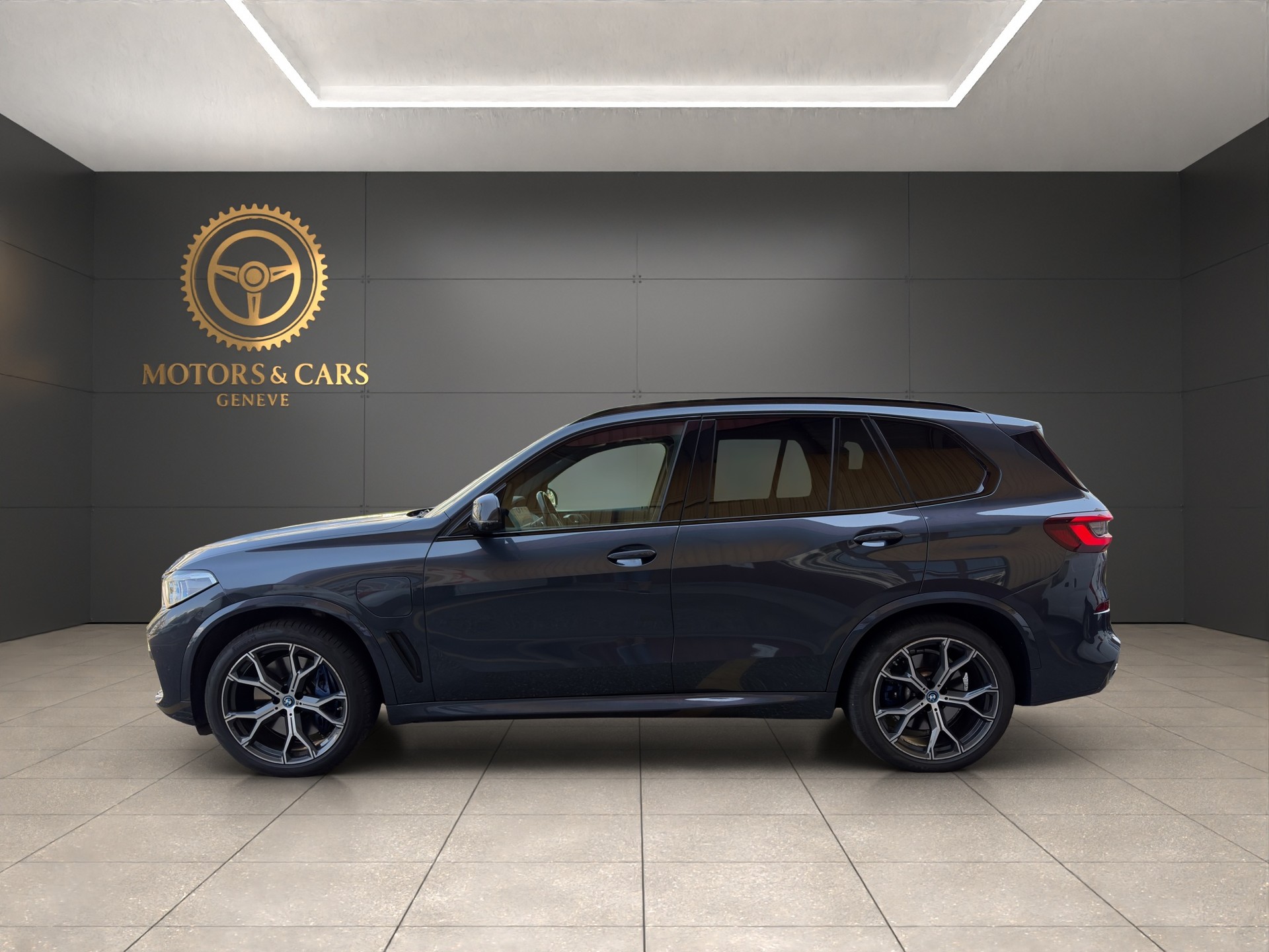 BMW X5 xDrive45e M Sport Steptronic-image-4