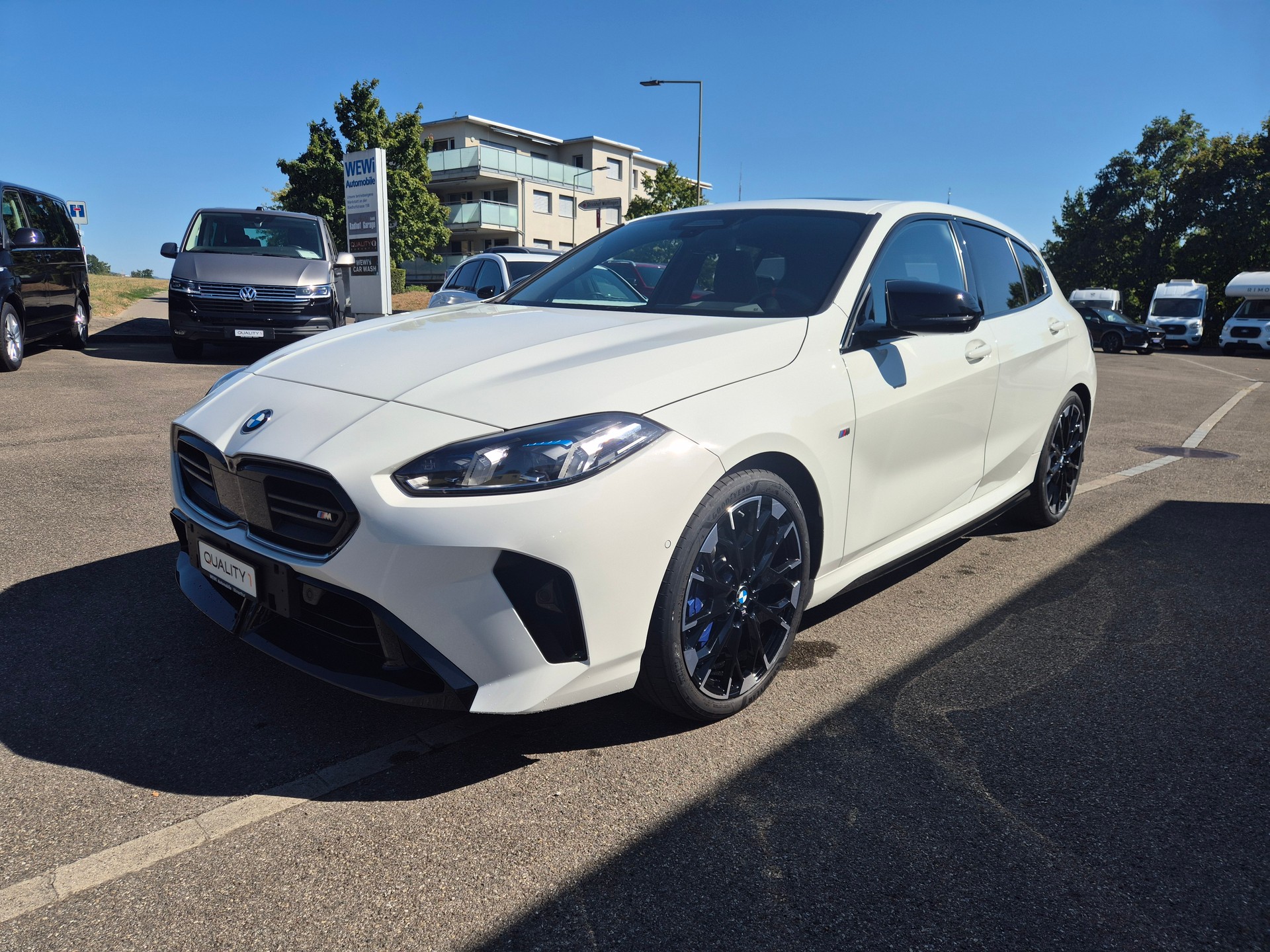 BMW M135 xDrive M Sport Pro-showroom-element-1