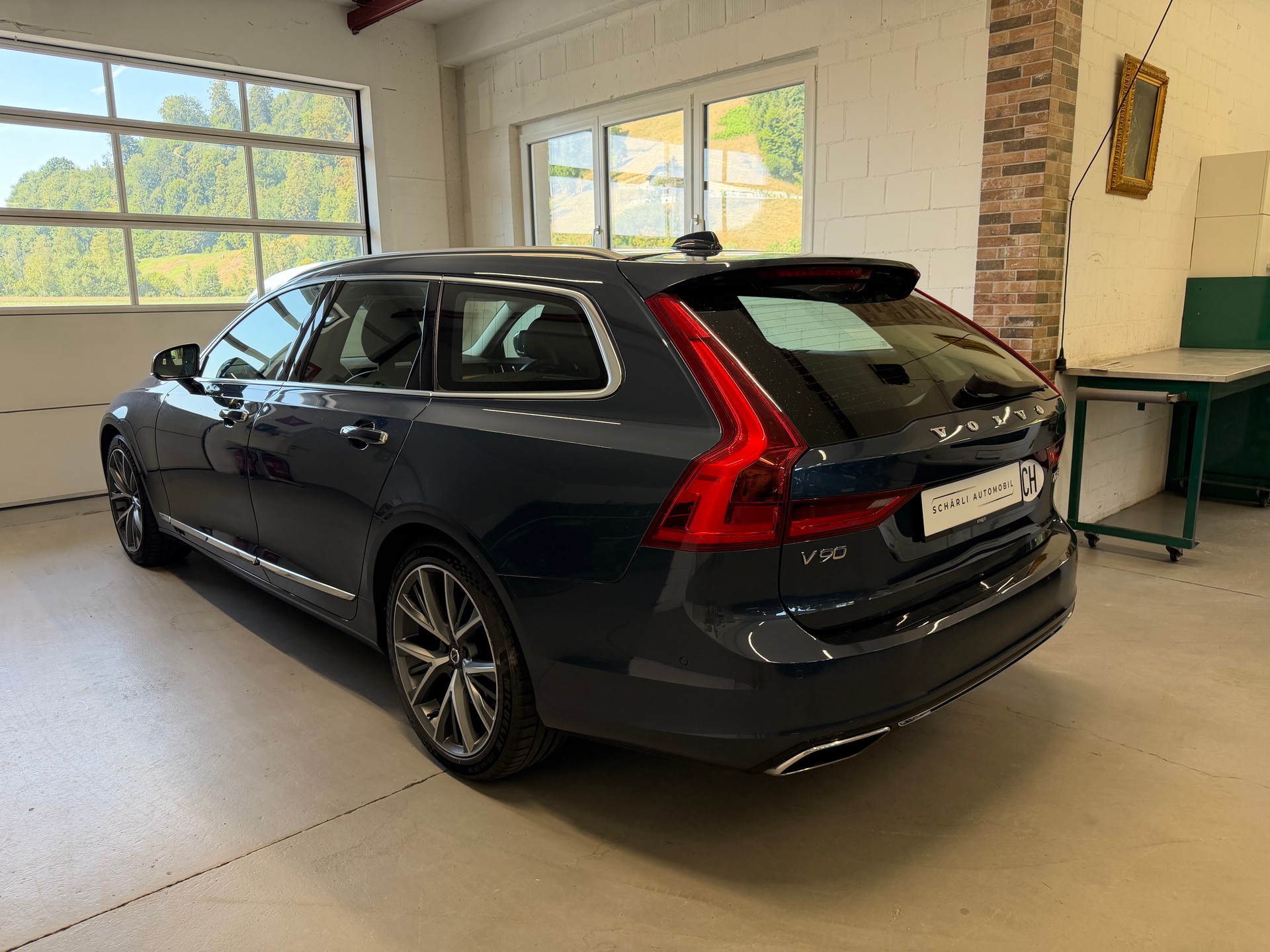 VOLVO V90 D5 AWD Inscription Geartronic Powerpulse-image-5