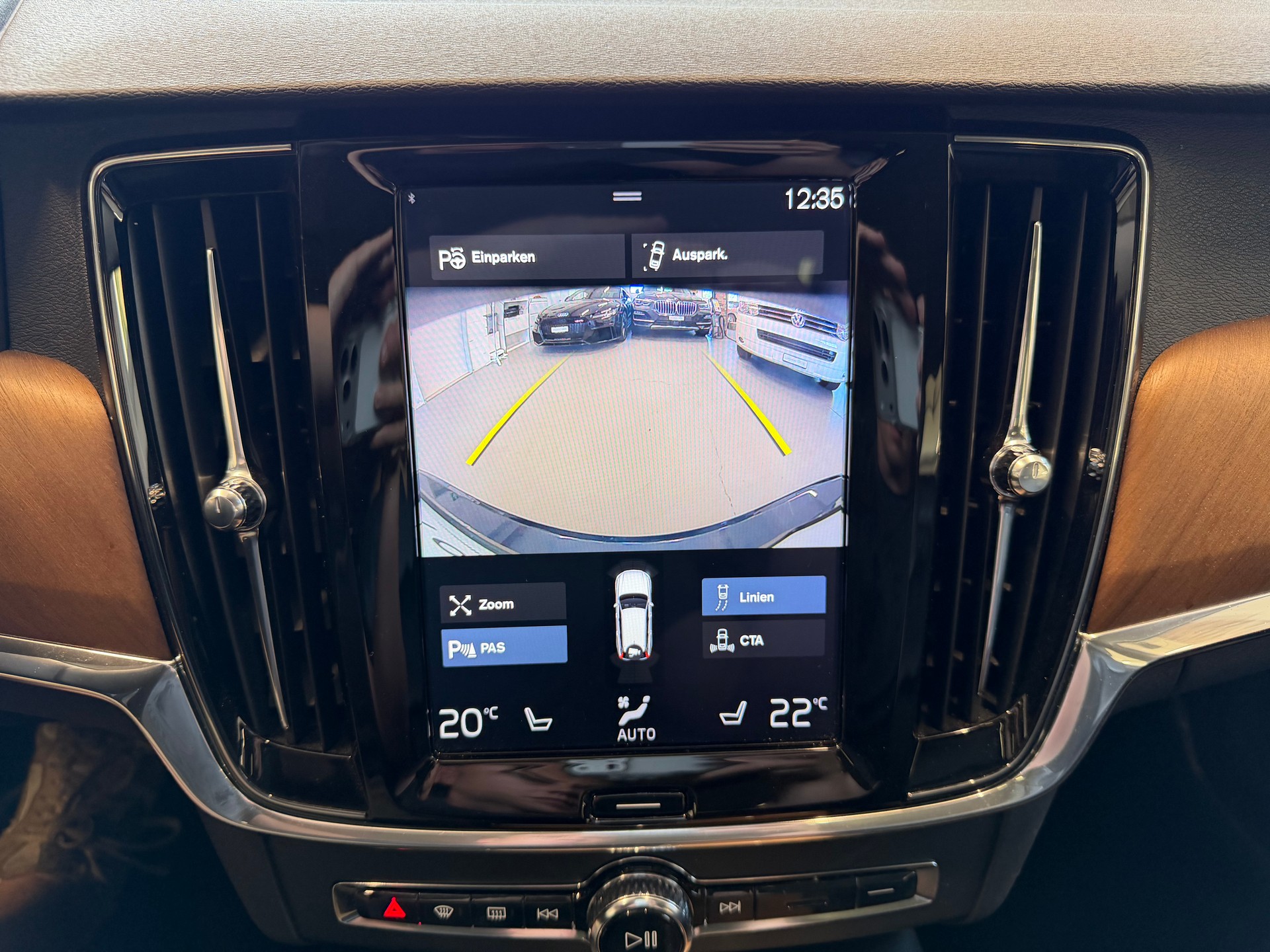 VOLVO V90 D5 AWD Inscription Geartronic Powerpulse-image-10