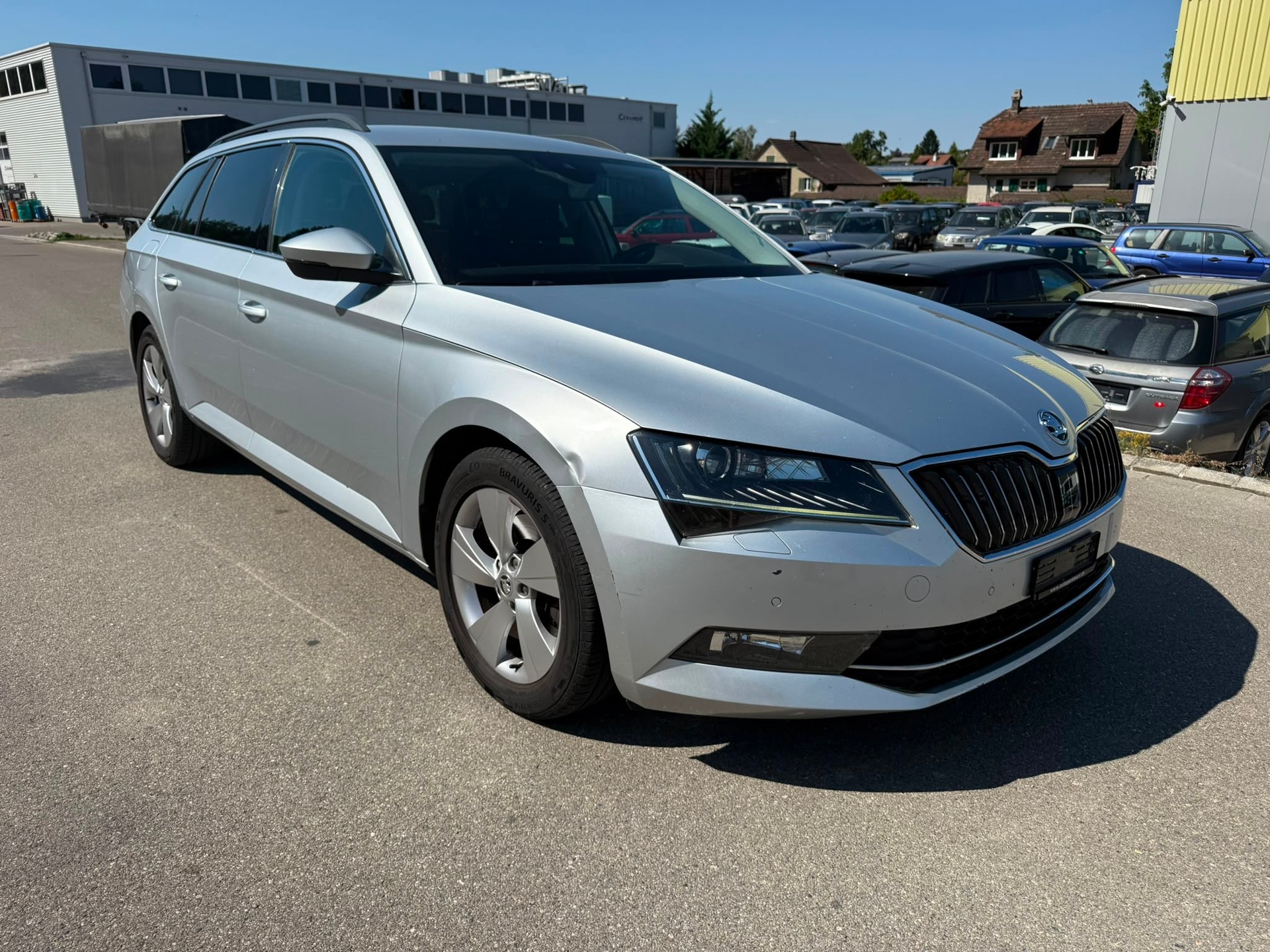SKODA Superb Combi 2.0 TDi Style DSG-image-1