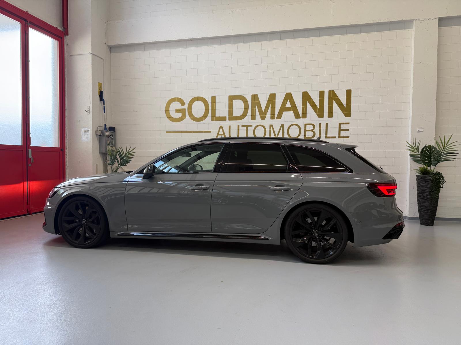 AUDI RS4 Avant 2.9 TFSI quattro tiptronic-image-1