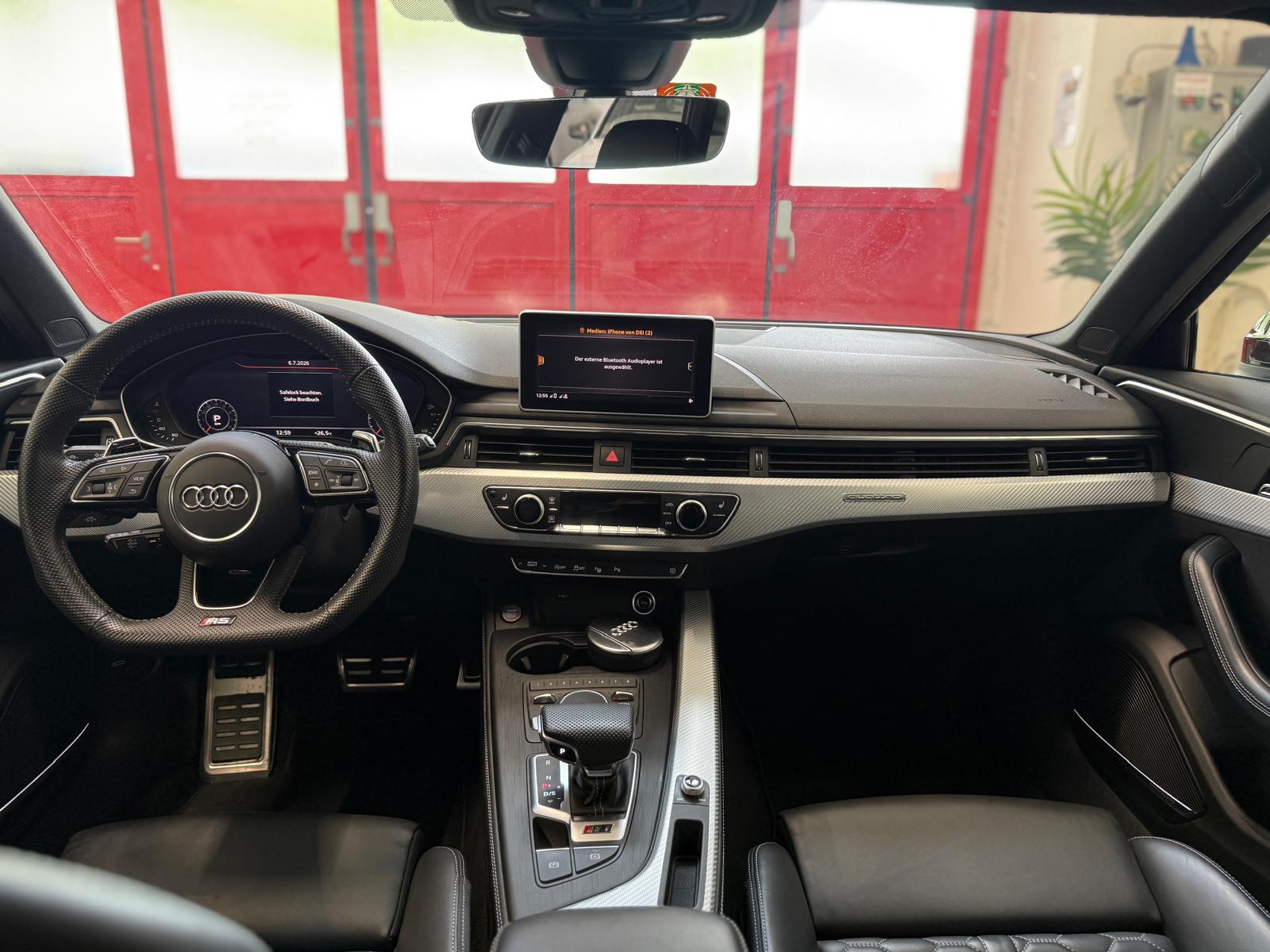 AUDI RS4 Avant 2.9 TFSI quattro tiptronic-image-16