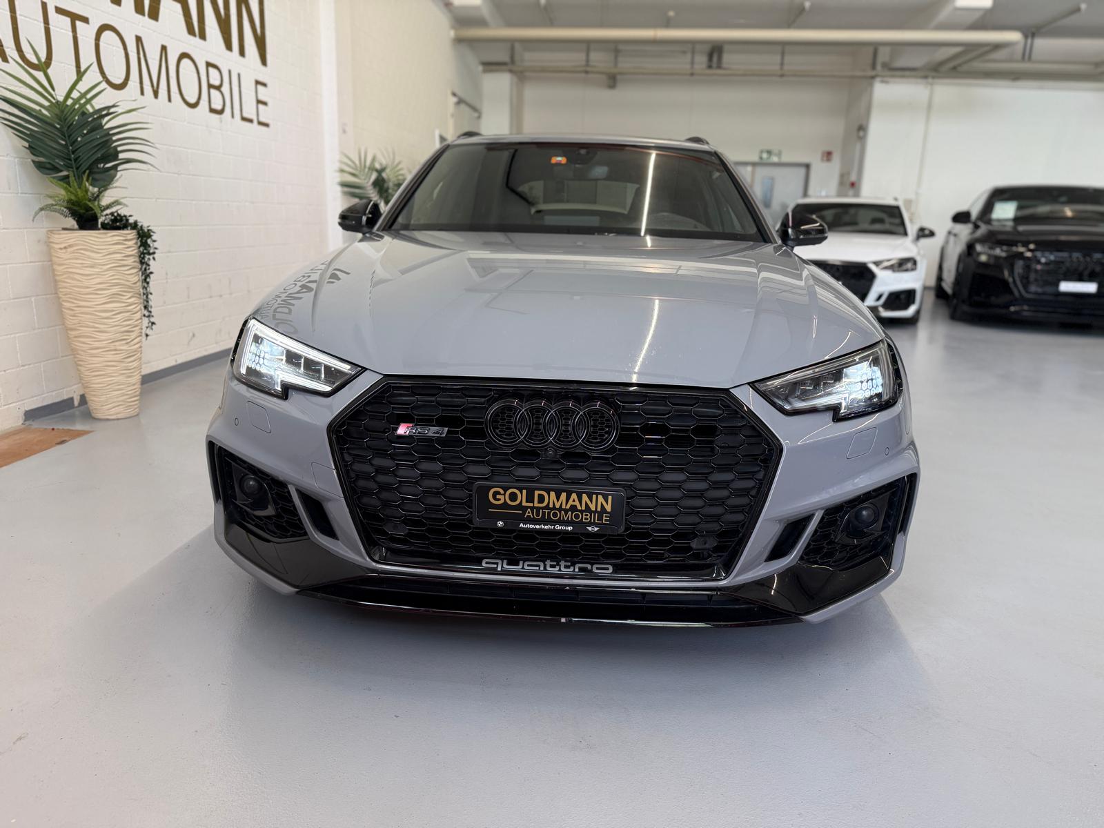 AUDI RS4 Avant 2.9 TFSI quattro tiptronic-image-6