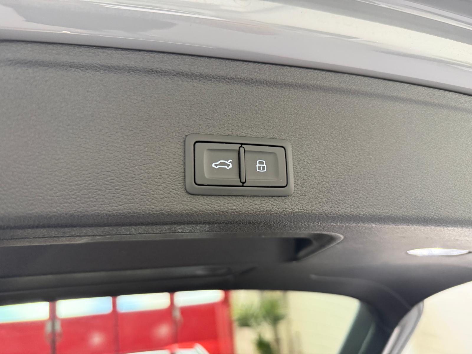 AUDI RS4 Avant 2.9 TFSI quattro tiptronic-image-13