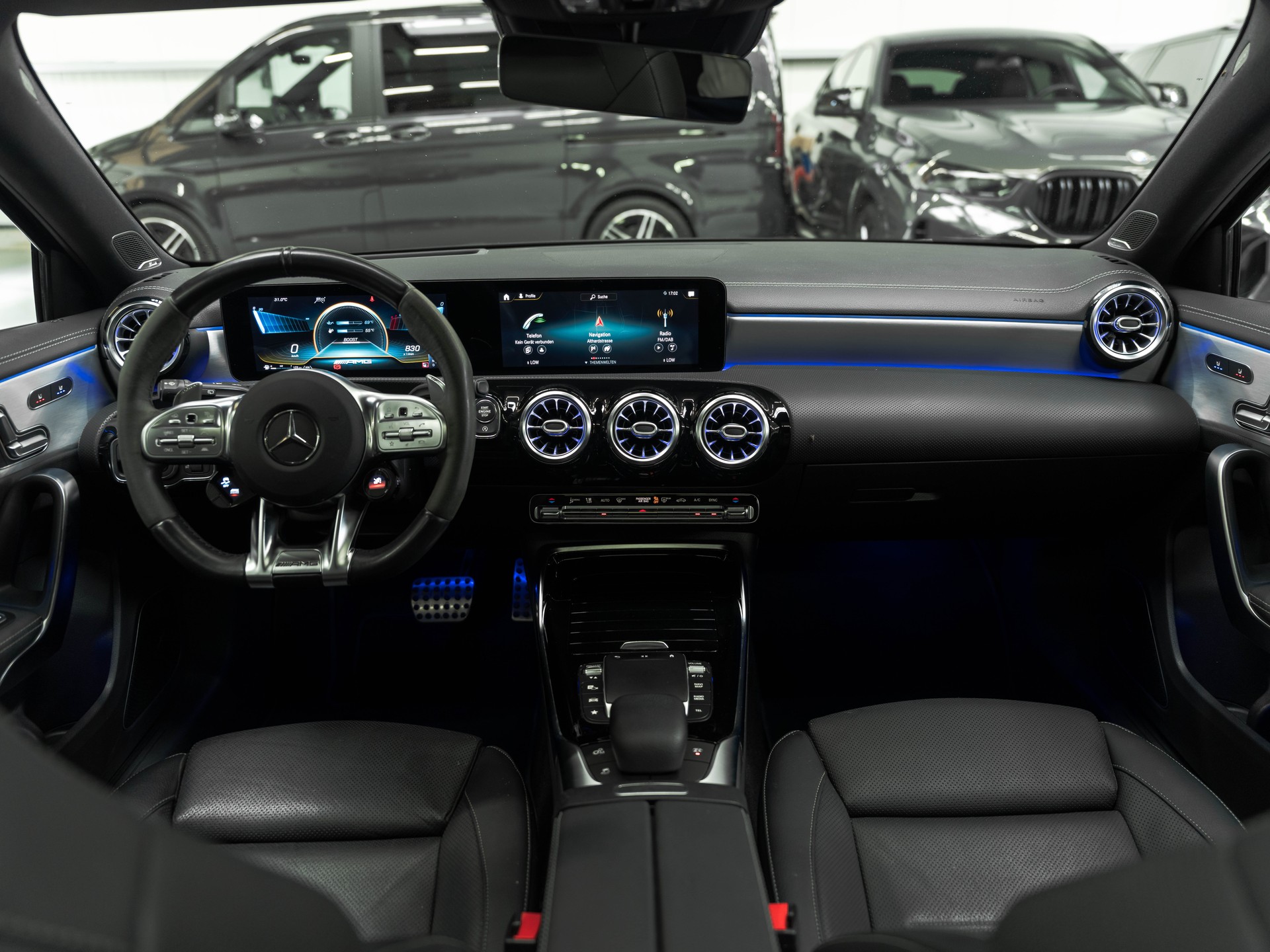 MERCEDES-BENZ A 45 S AMG 4Matic+ Speedshift-image-6