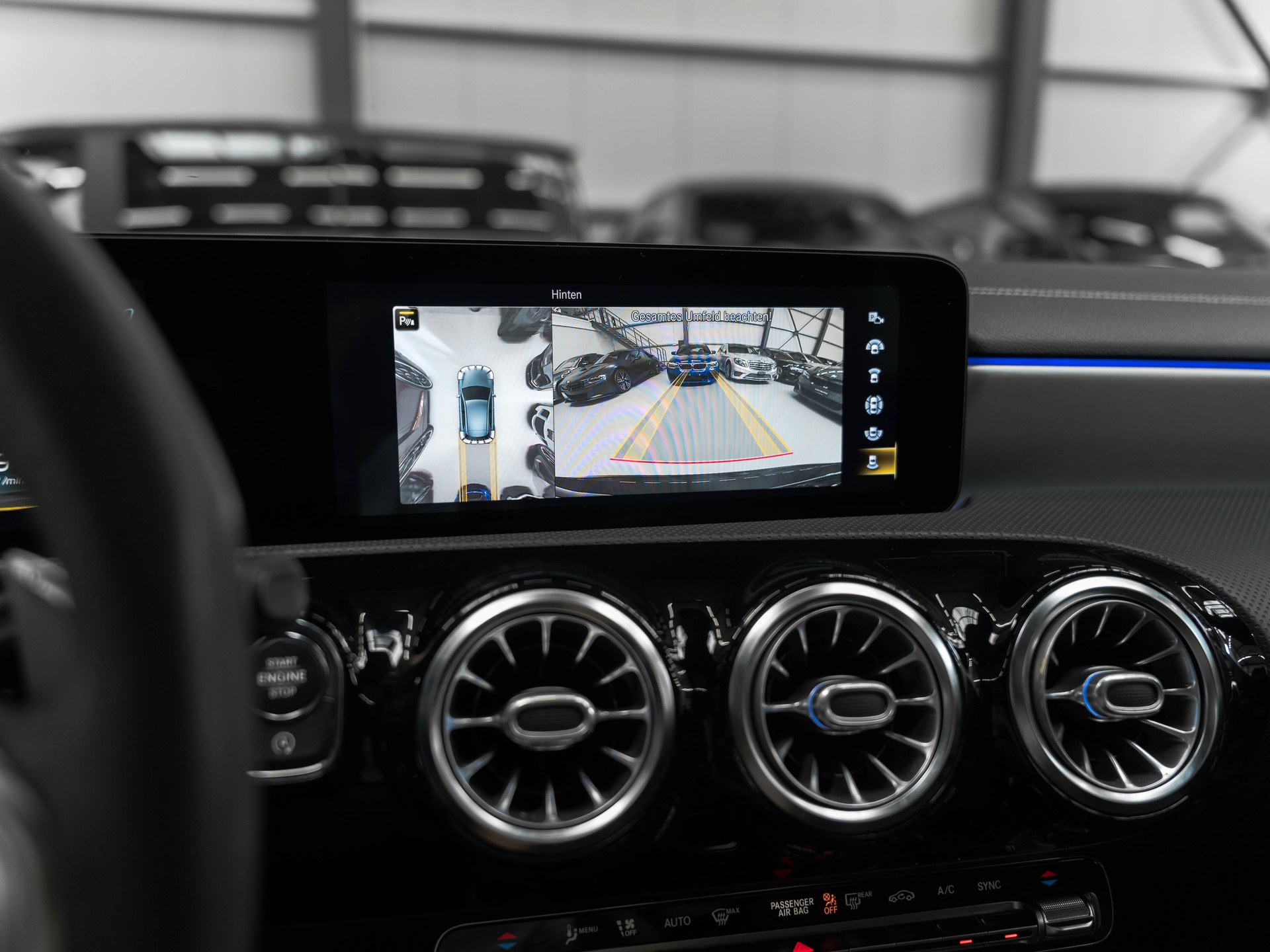 MERCEDES-BENZ A 45 S AMG 4Matic+ Speedshift-image-25