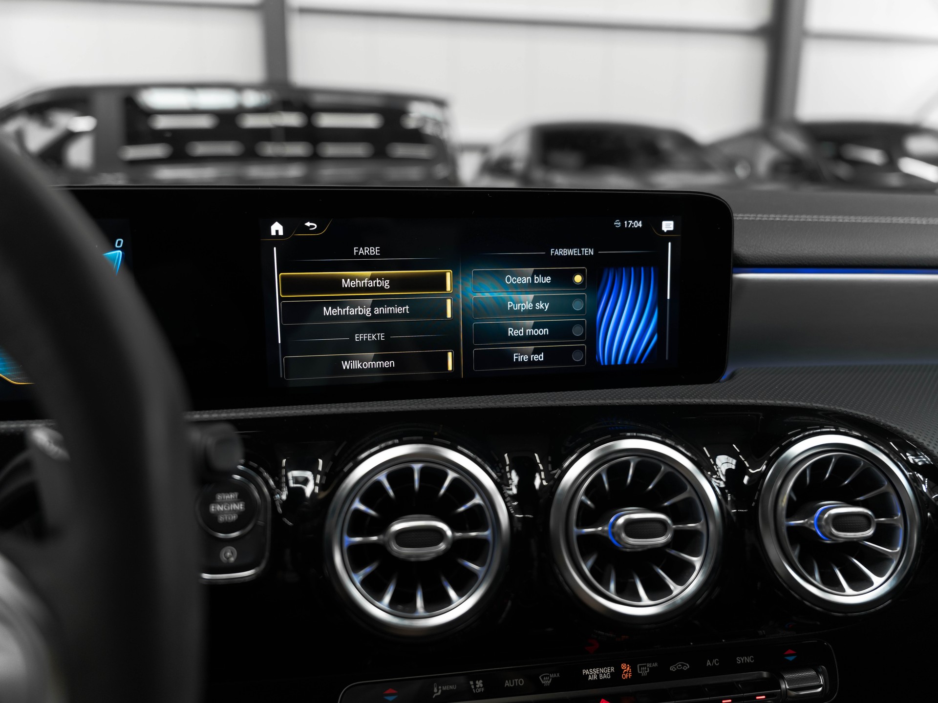 MERCEDES-BENZ A 45 S AMG 4Matic+ Speedshift-image-28