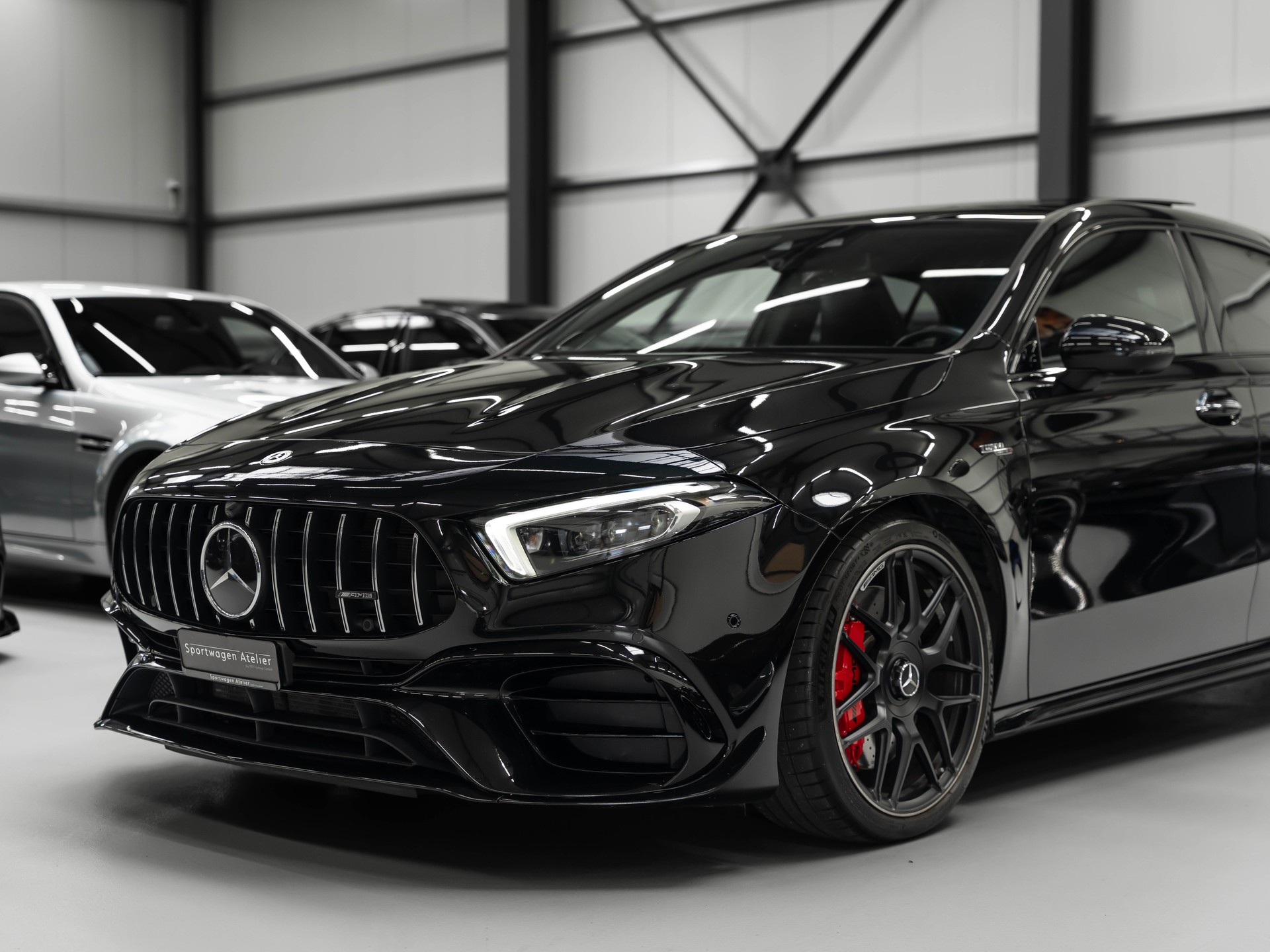 MERCEDES-BENZ A 45 S AMG 4Matic+ Speedshift-image-13