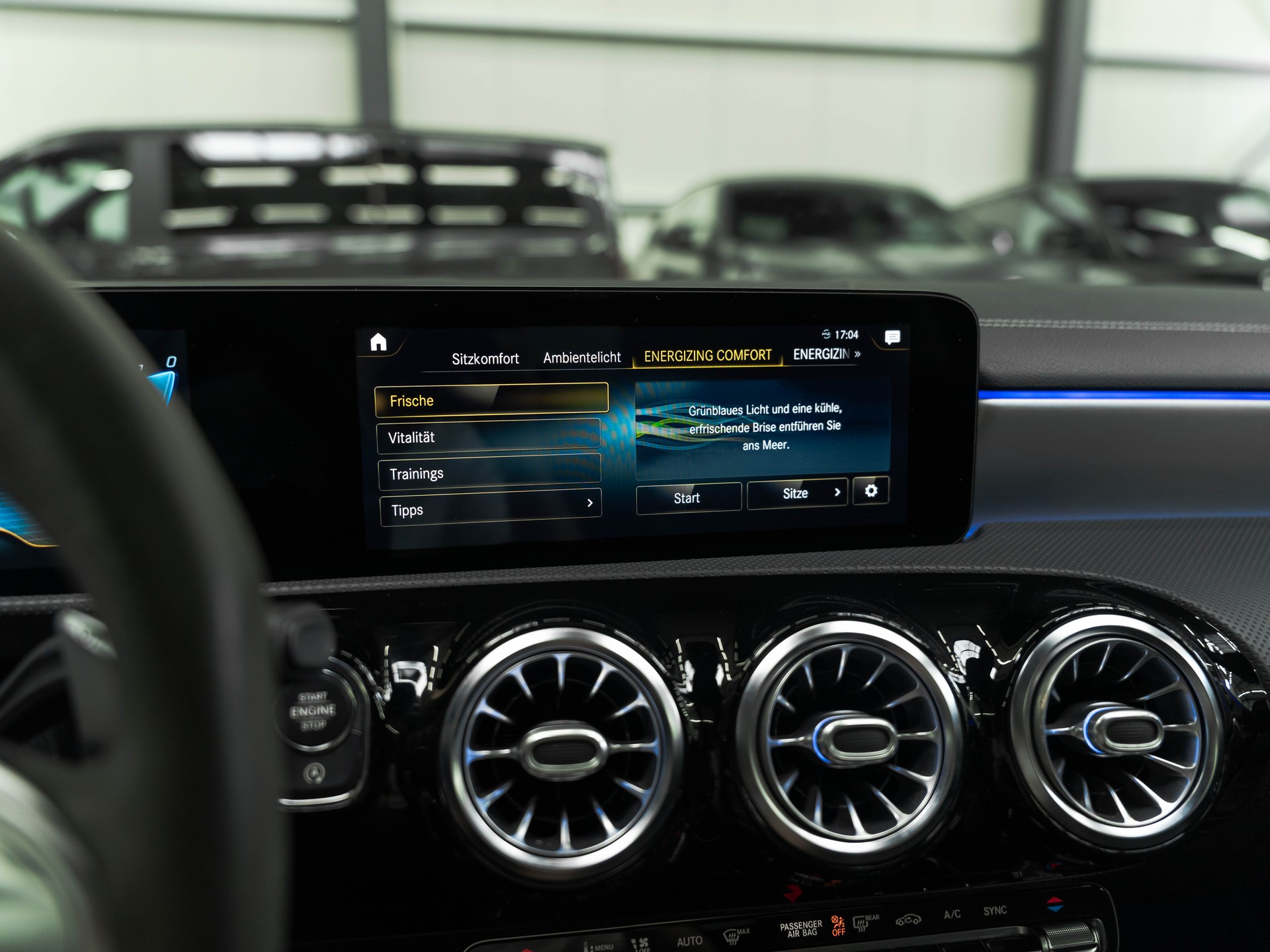 MERCEDES-BENZ A 45 S AMG 4Matic+ Speedshift-image-29