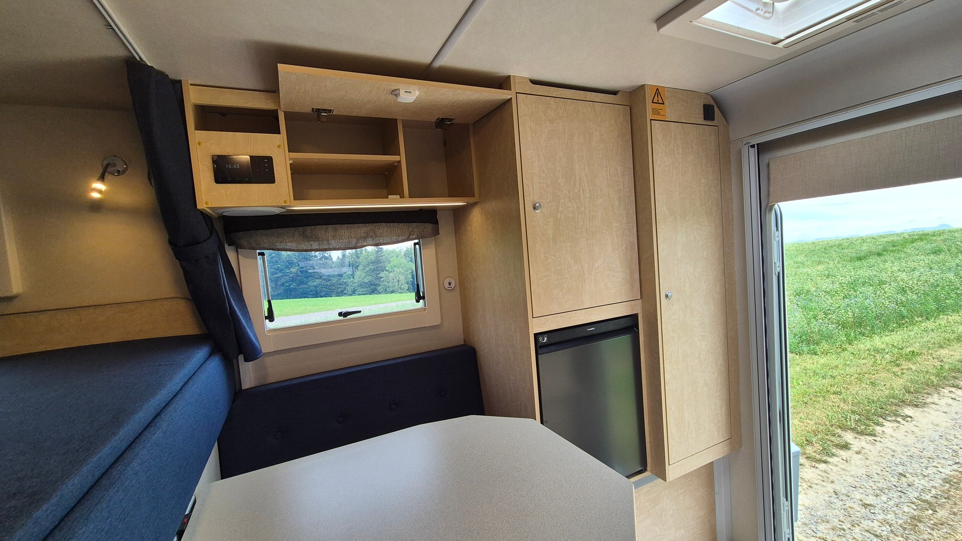 MAZDA BT-50 Pickup Camper-image-13
