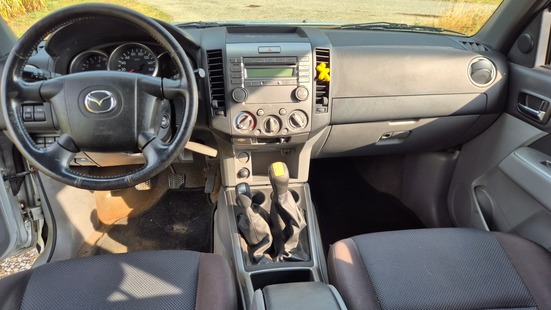 MAZDA BT-50 Pickup Camper-image-7