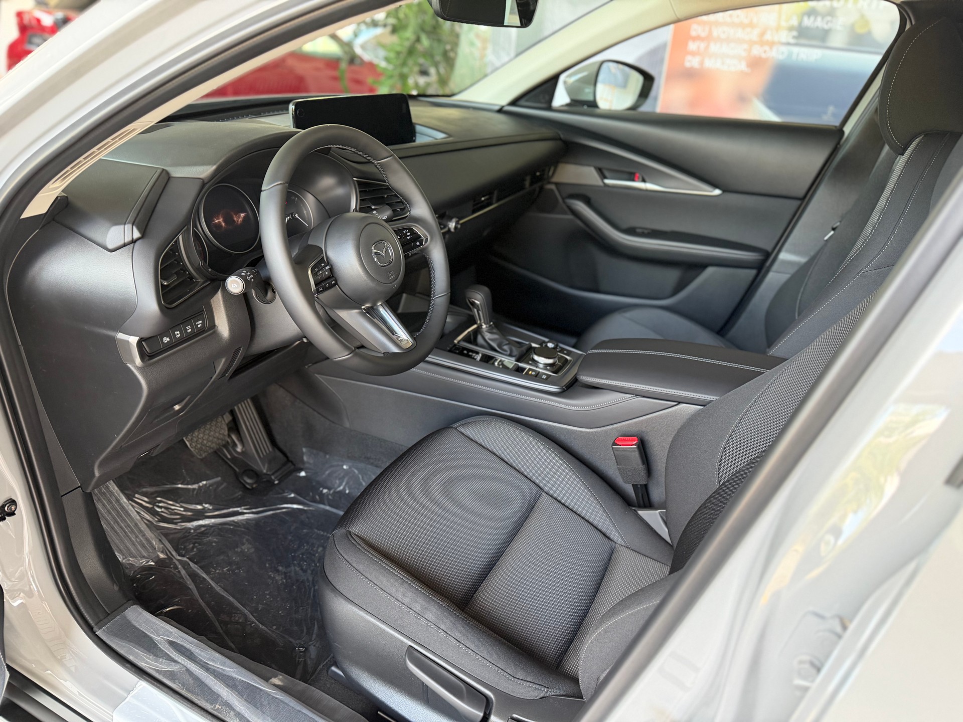 MAZDA CX-30 SKYACTIV-G 140 M Hybrid Centre Line FWD AT-image-2