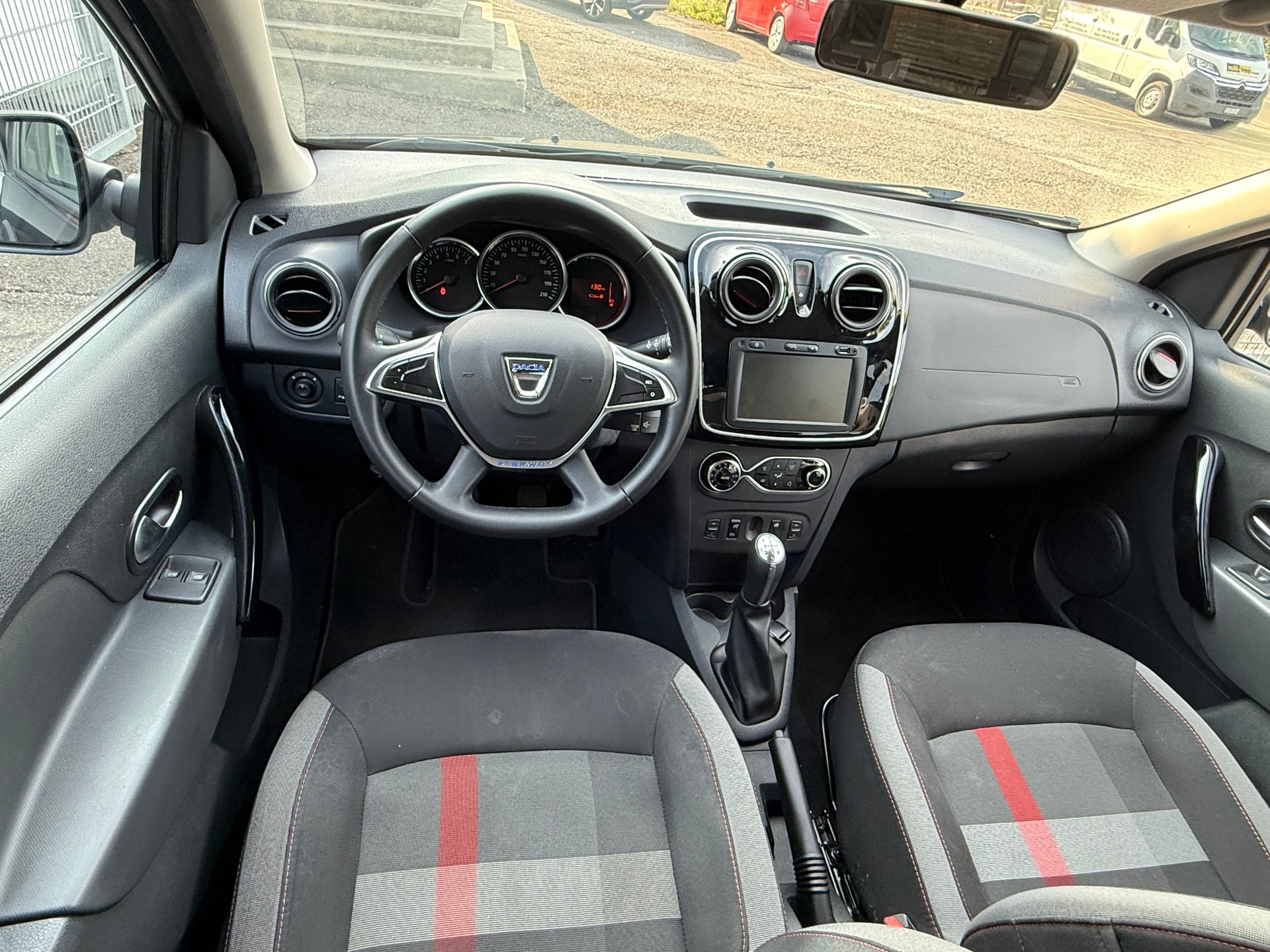 DACIA Sandero Tce 90 Stepway-image-15