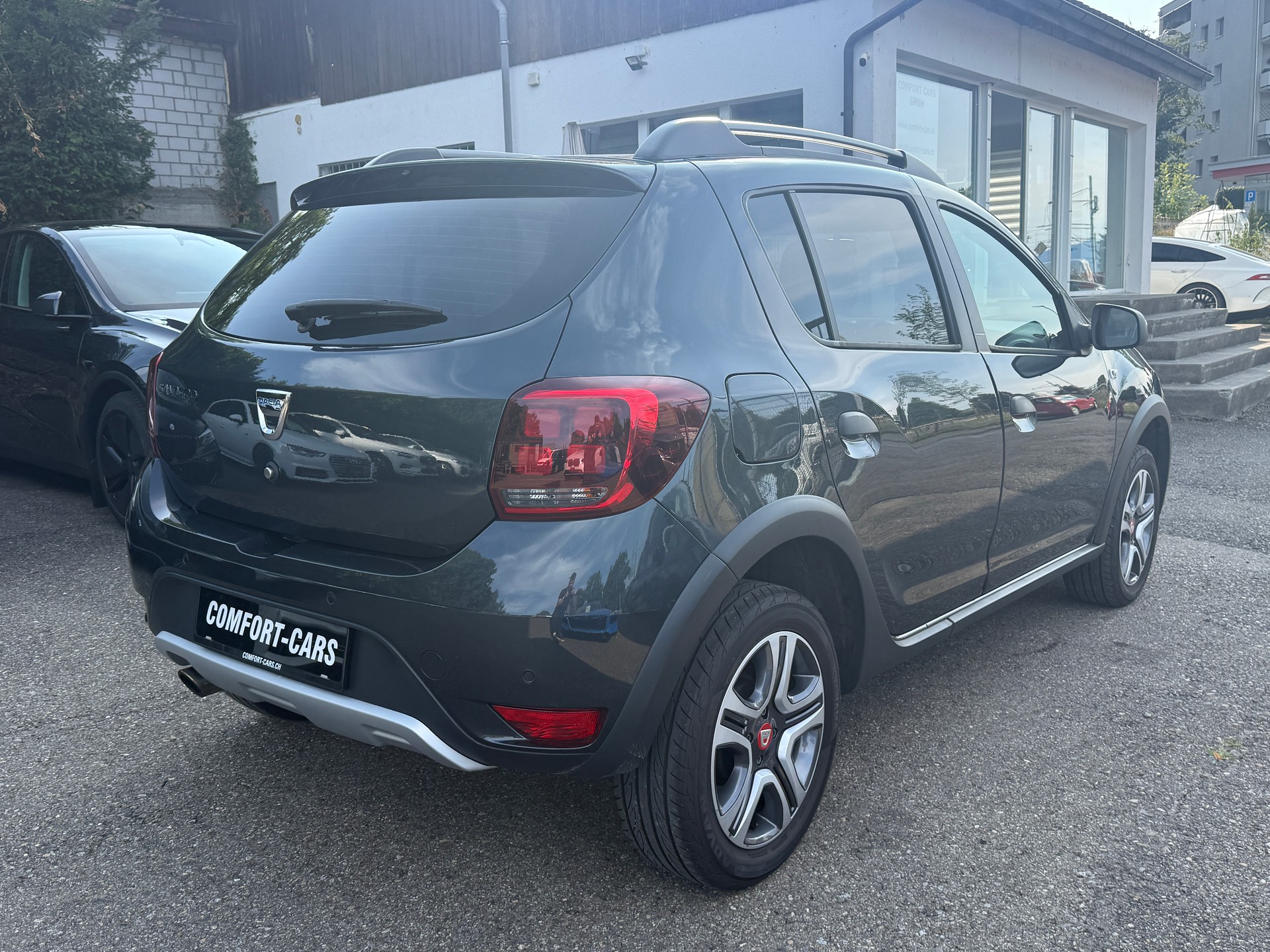 DACIA Sandero Tce 90 Stepway-showroom-element-3