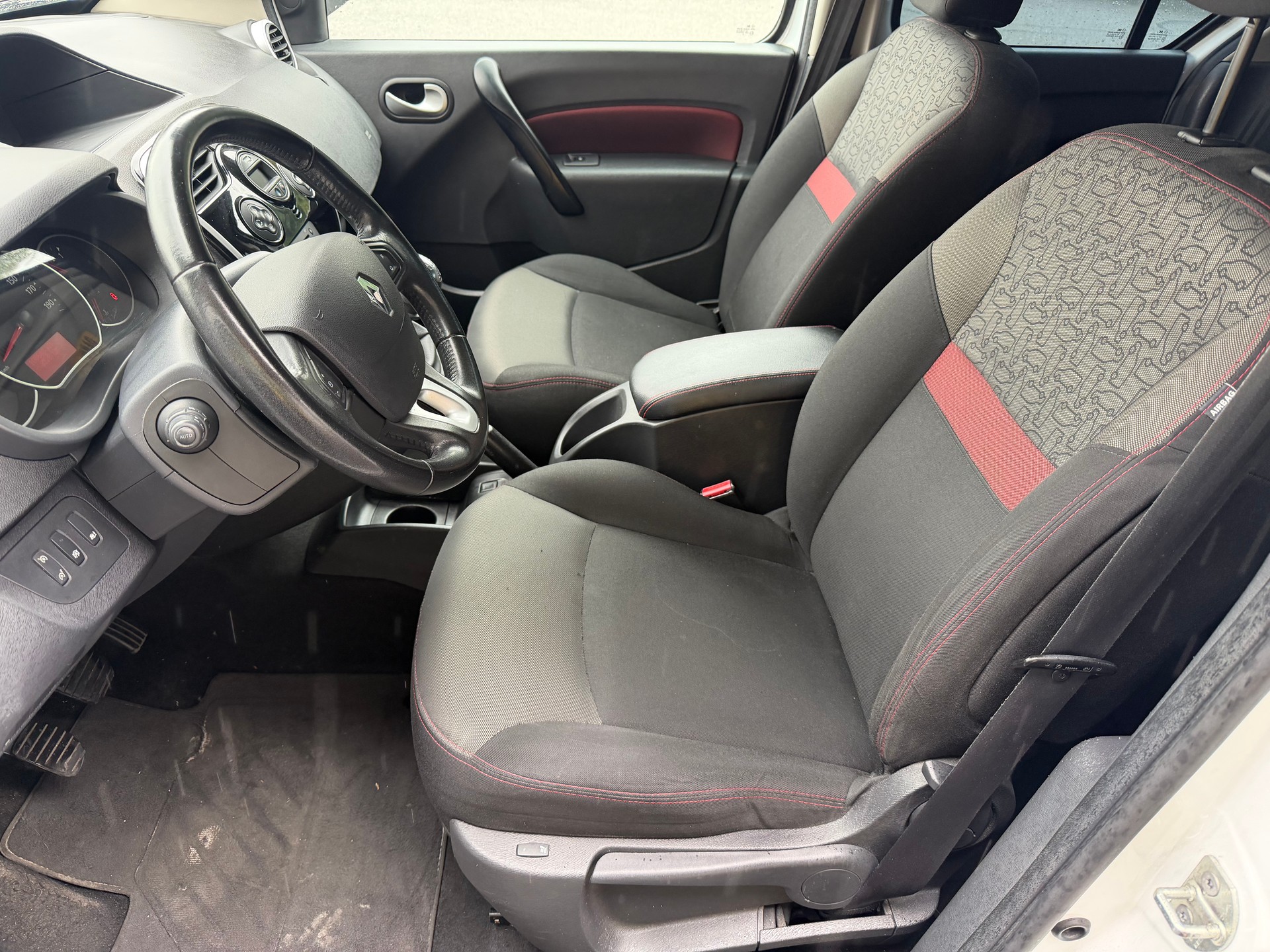 RENAULT Kangoo 1.2 16V Turbo Story-image-11
