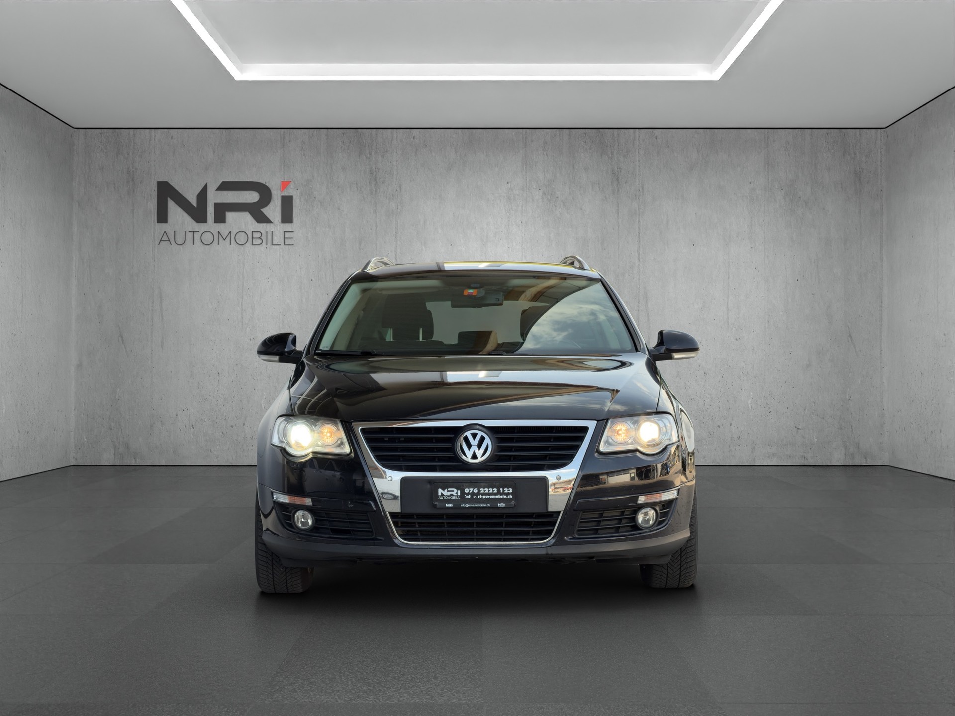 VW Passat Variant 1.4 TSI BlueMotion Value-image-1