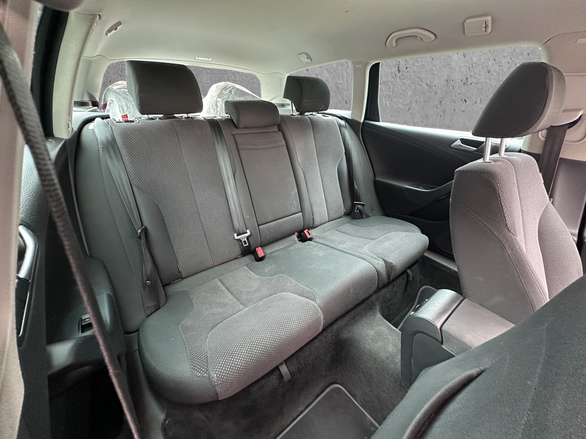 VW Passat Variant 1.4 TSI BlueMotion Value-image-11