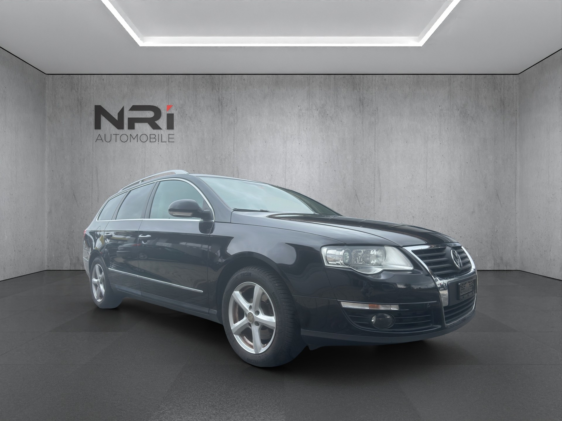 VW Passat Variant 1.4 TSI BlueMotion Value-image-2