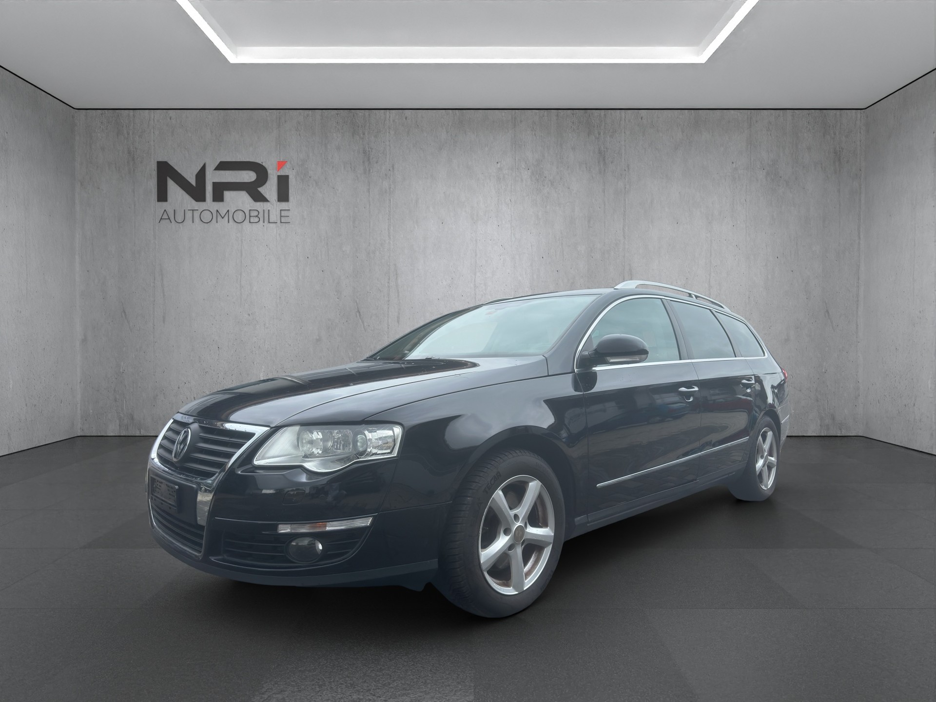VW Passat Variant 1.4 TSI BlueMotion Value-image-0