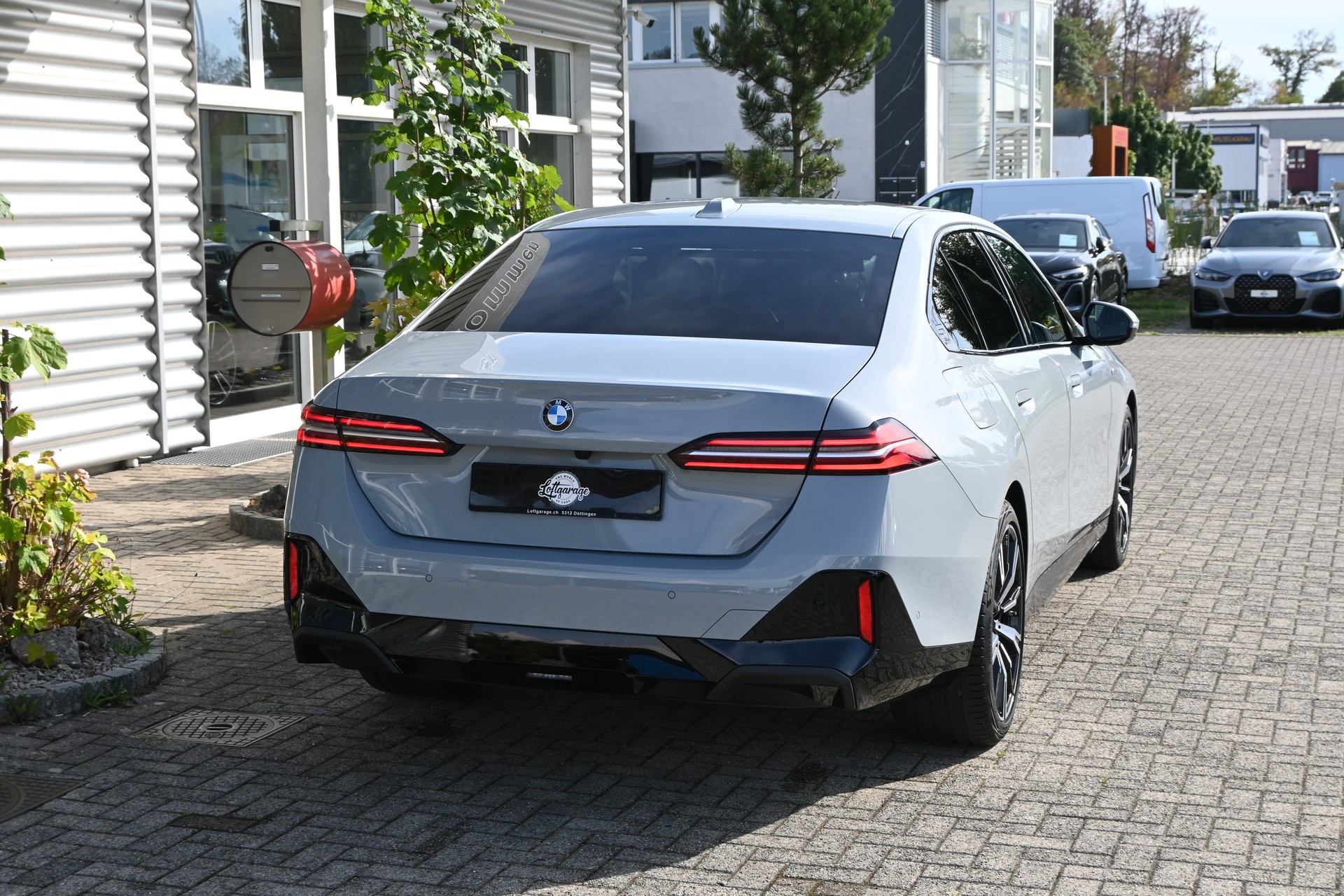 BMW 540d xDrive 48V M Sport Steptronic-image-6
