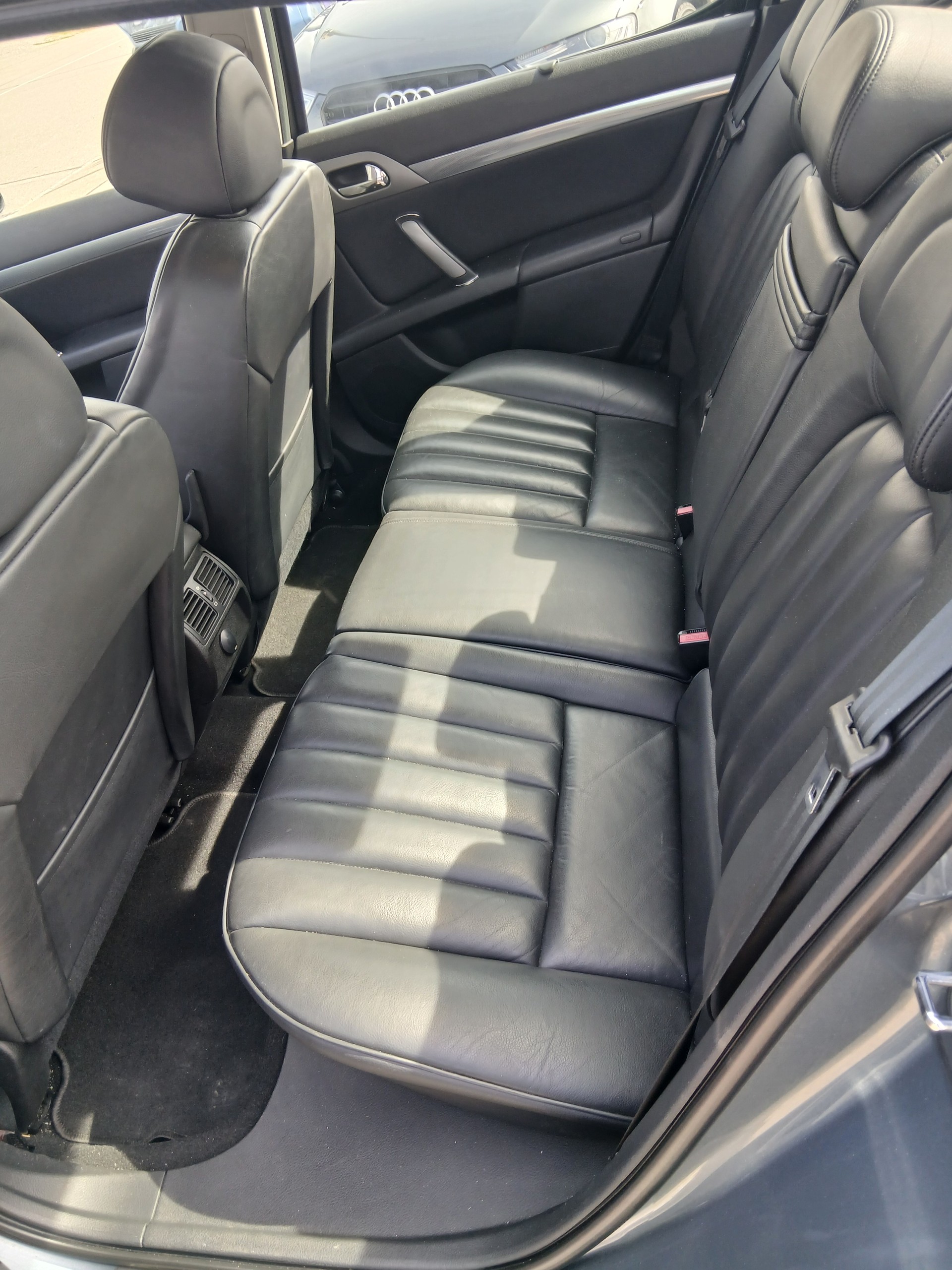 PEUGEOT 407 3.0 ST Dynamic Automatic-image-8