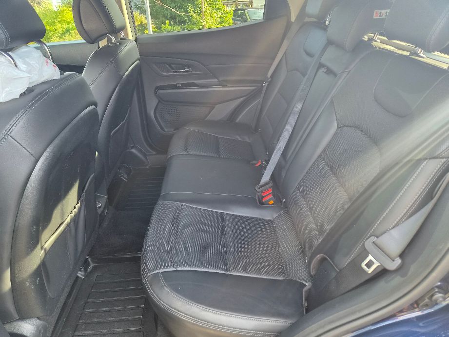 KGM-SsangYong Korando 1.5 T GDI Sapphire 4WD Automat-image-6