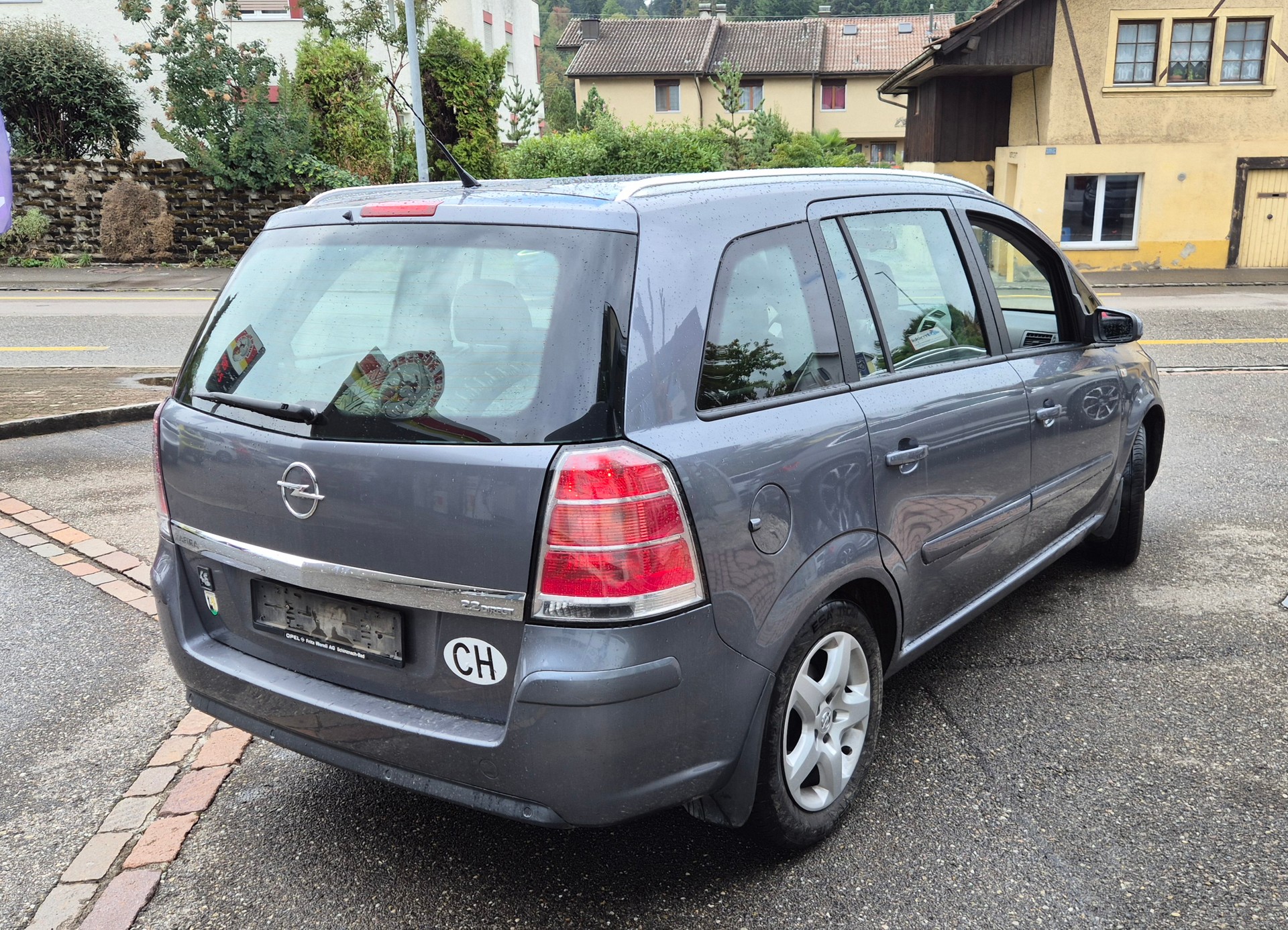 OPEL Zafira 2.2i Automat-image-2