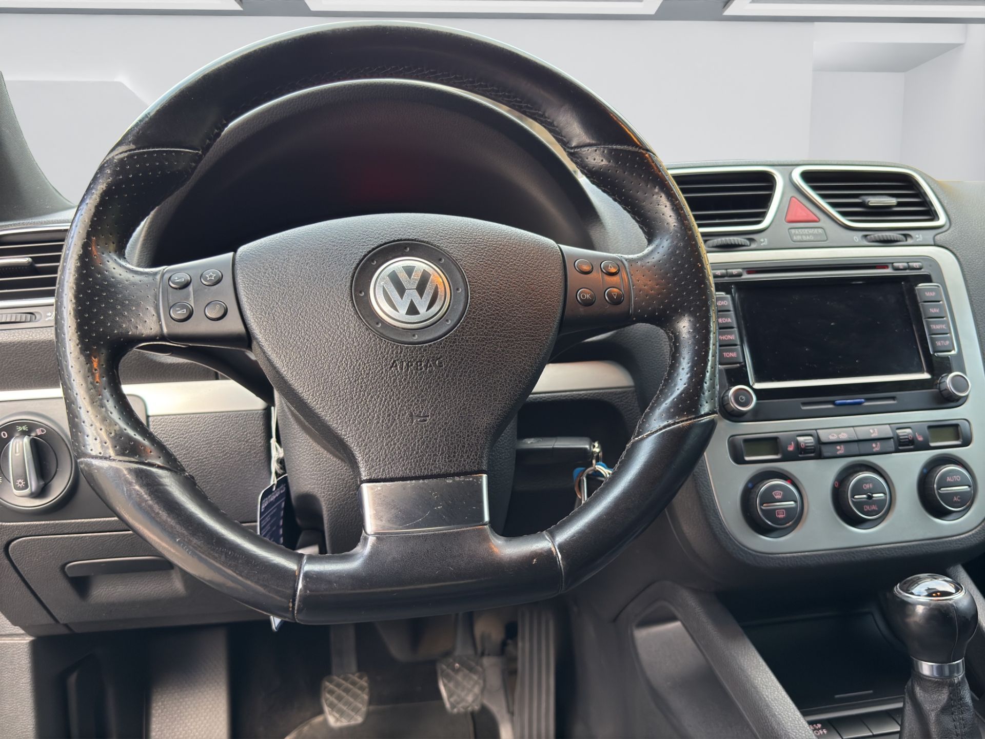 VW Scirocco 2.0 TSI-image-9