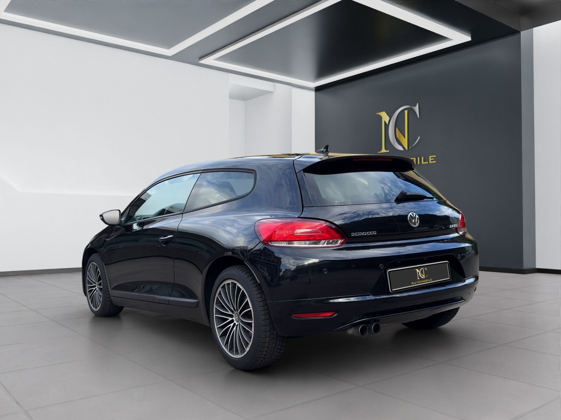 VW Scirocco 2.0 TSI-image-3