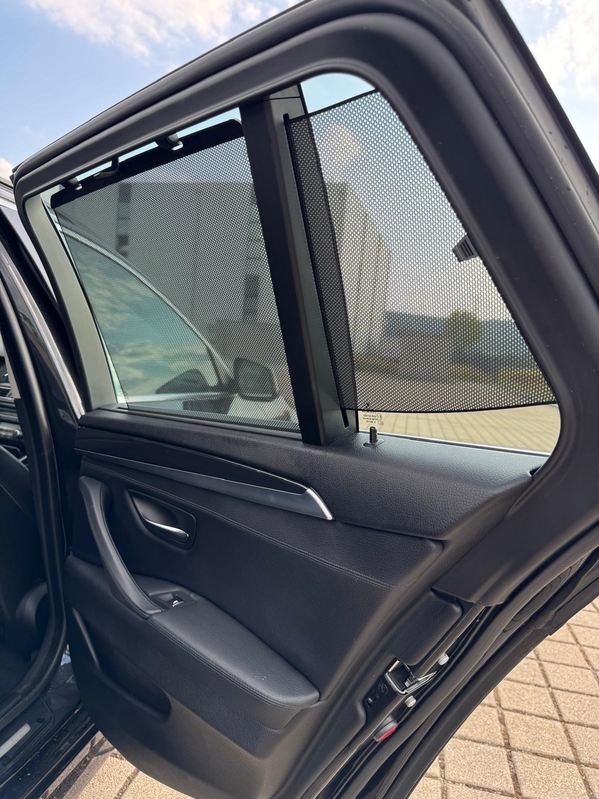 BMW 525d xDrive Touring Steptronic-image-13