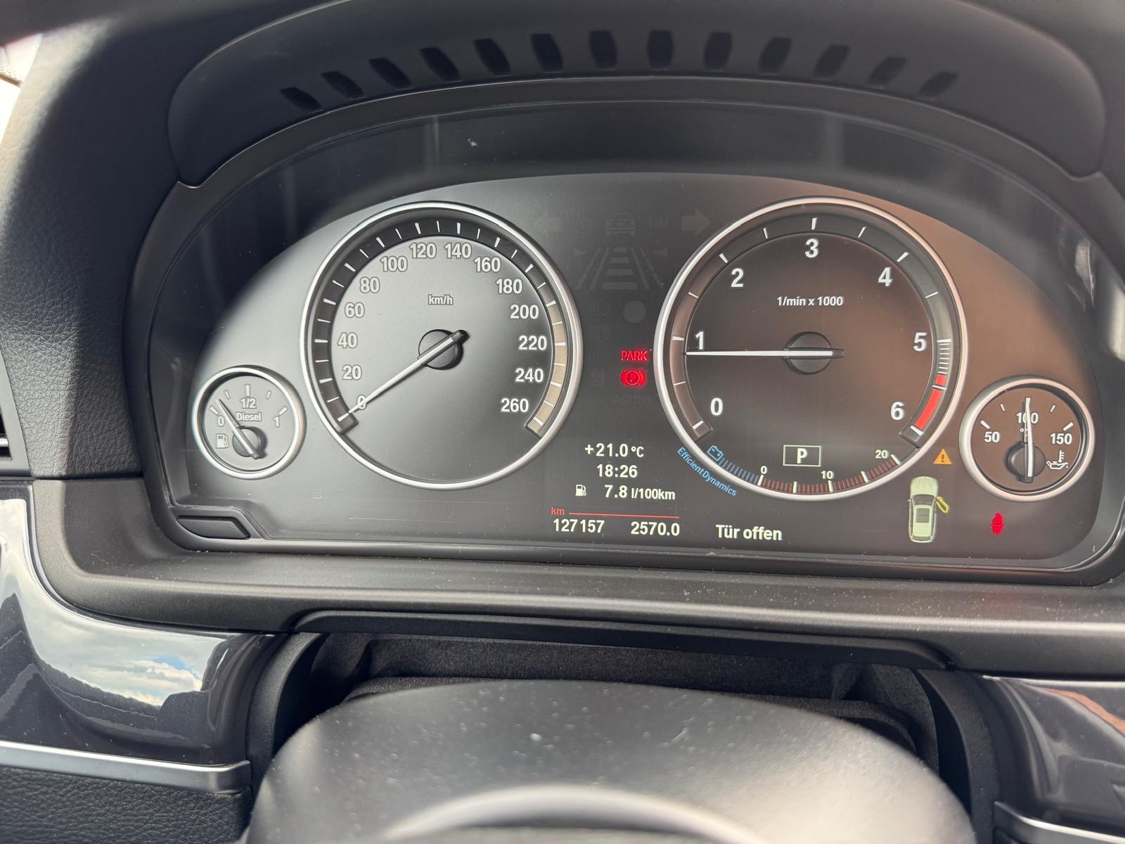 BMW 525d xDrive Touring Steptronic-image-10