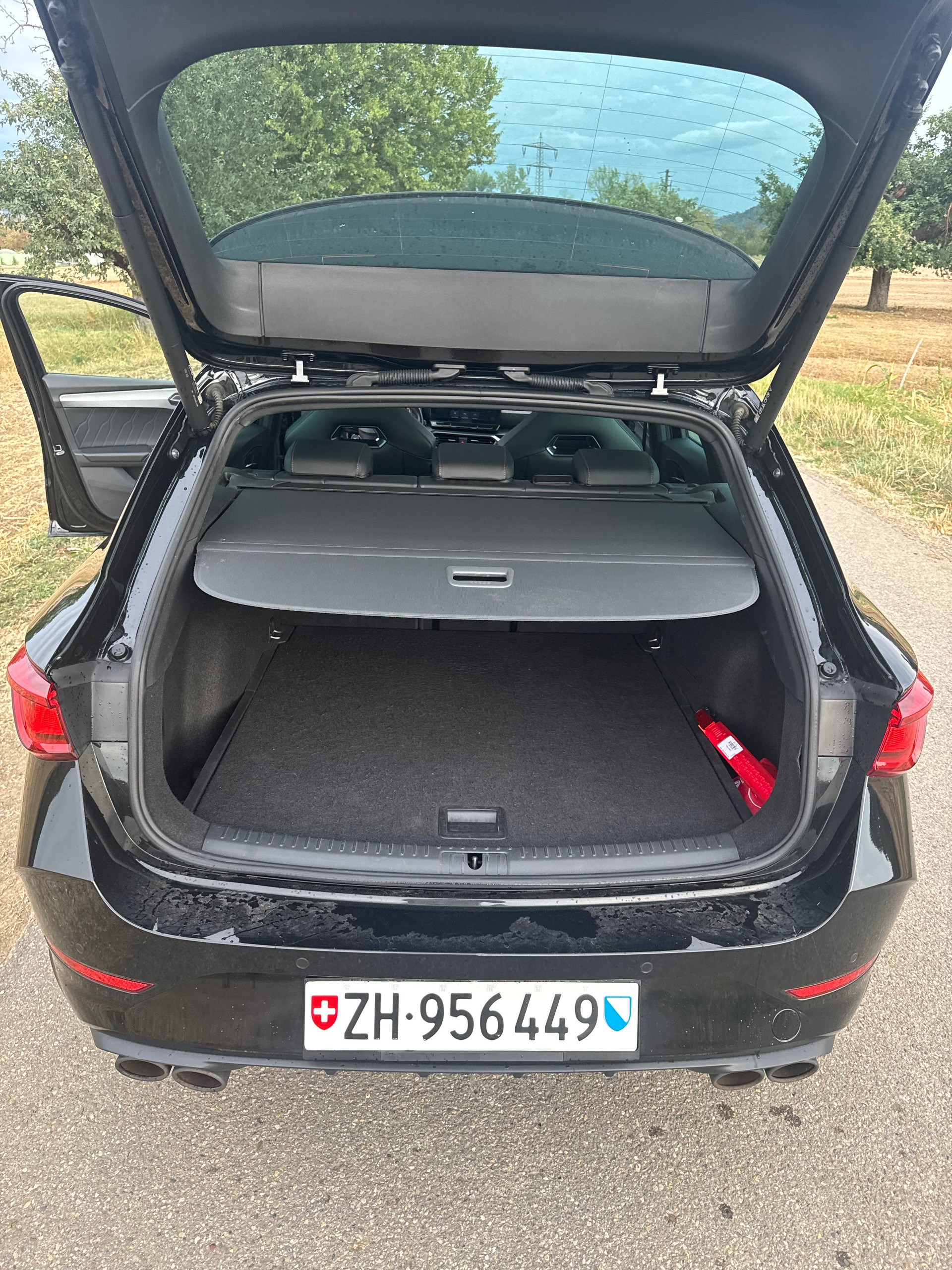 CUPRA LEON ST 2.0 TSI VZ DSG 4Drive-image-10