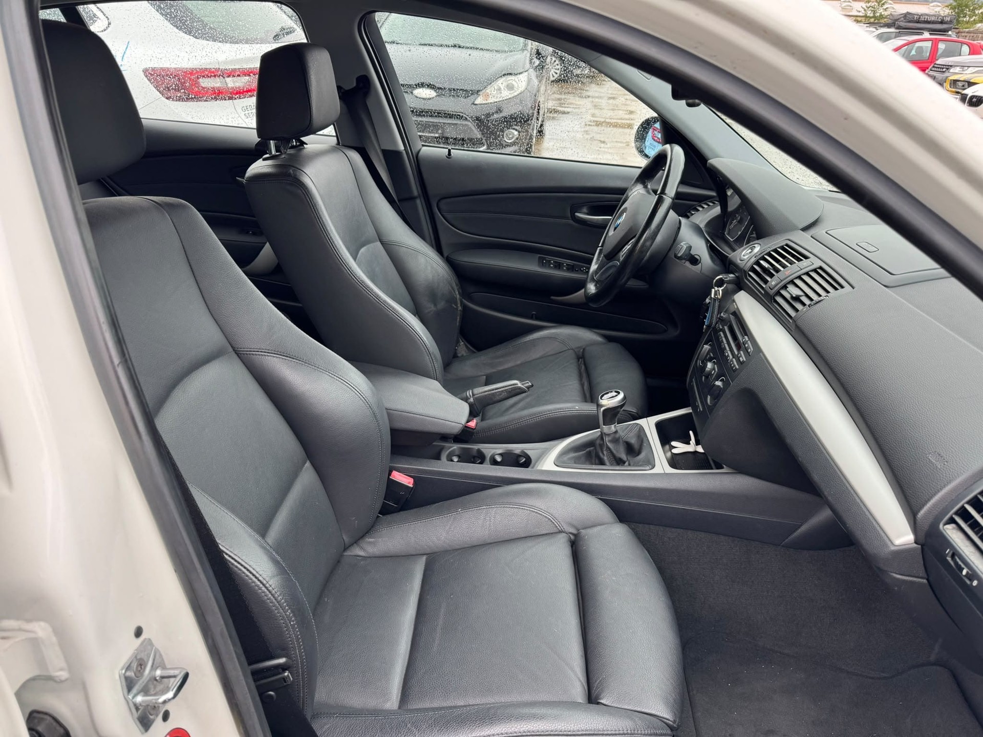BMW 116i Access-image-11