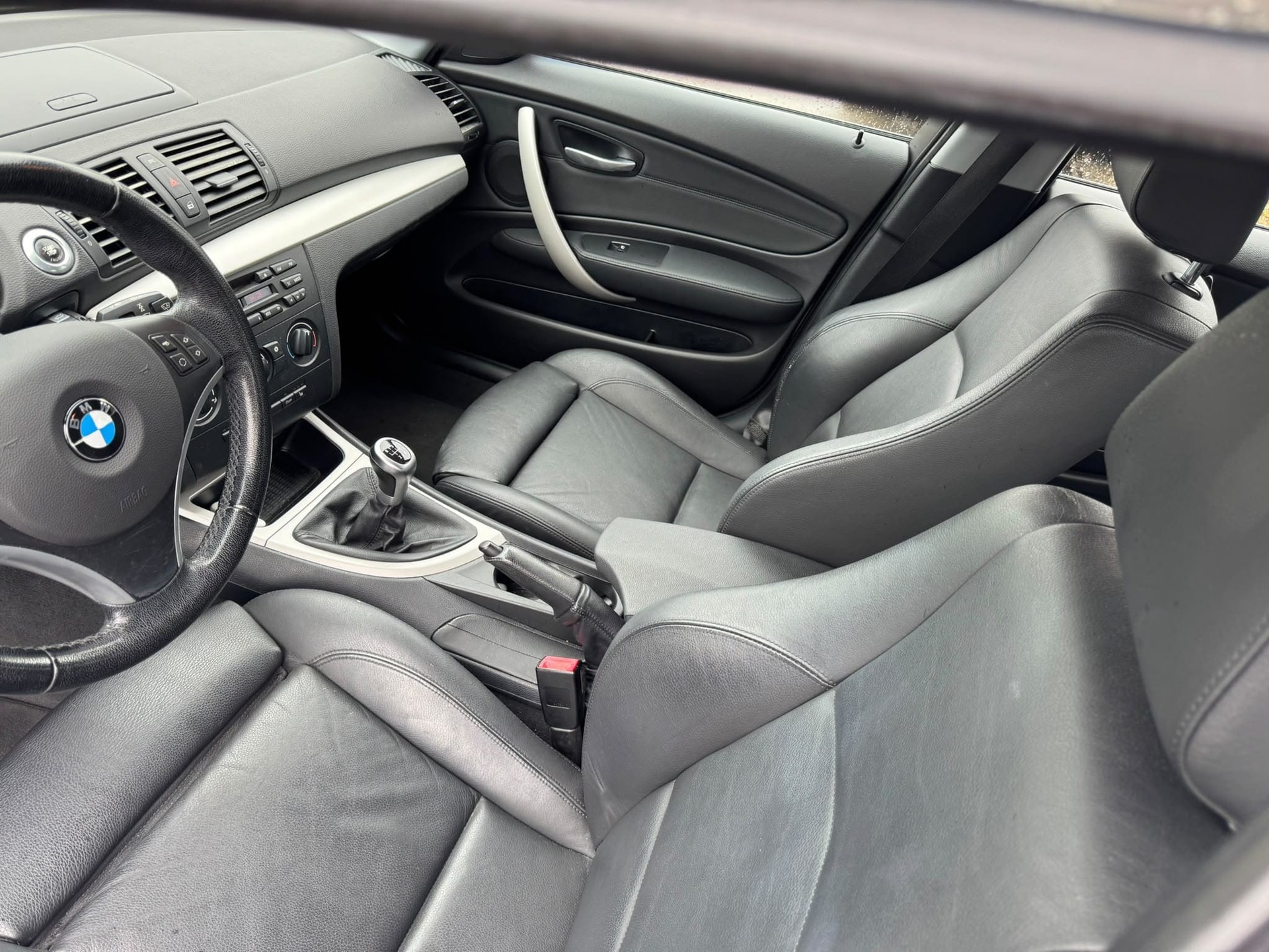 BMW 116i Access-image-9