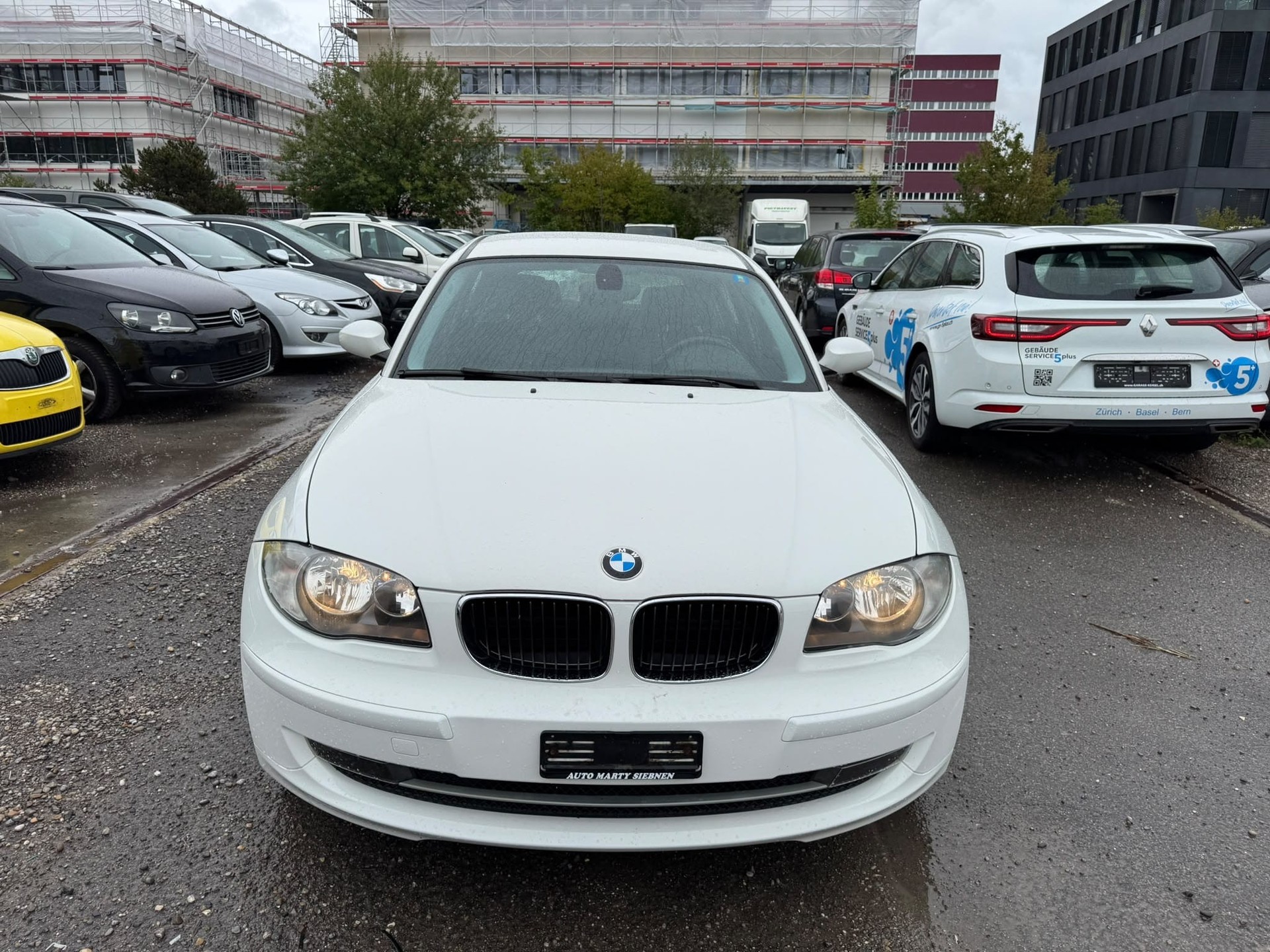 BMW 116i Access-image-0