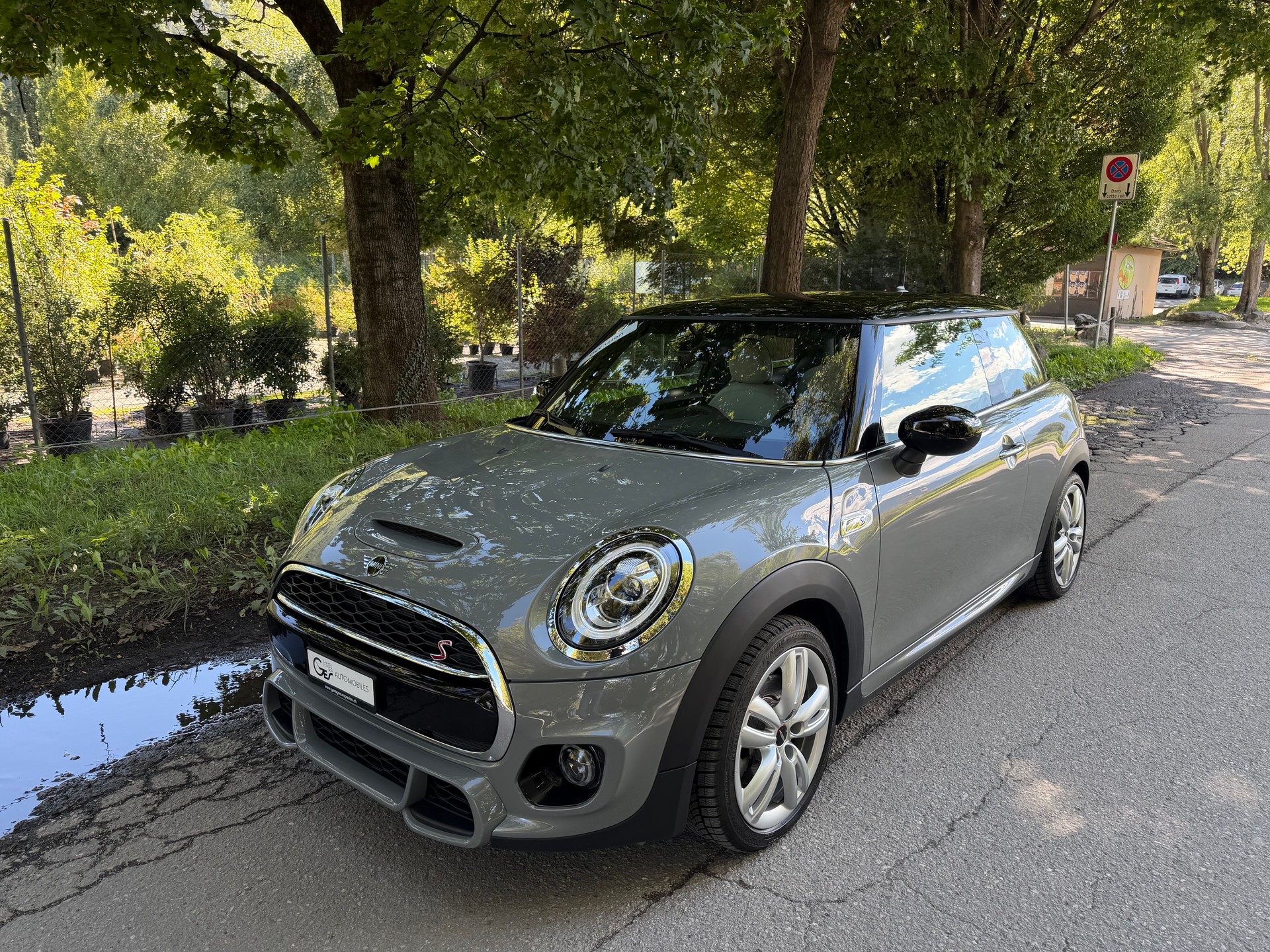 MINI Cooper S-image-1