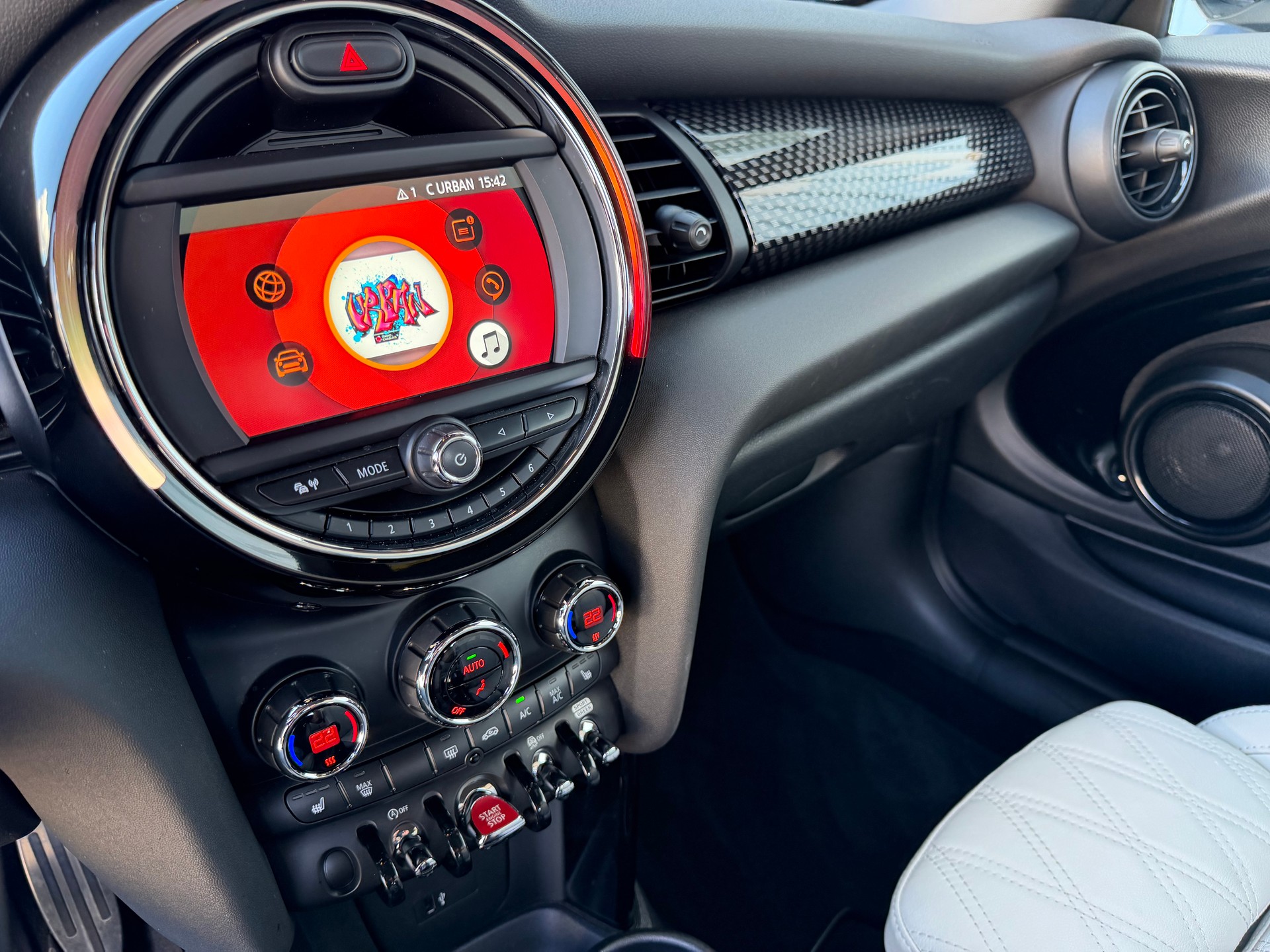 MINI Cooper S-image-20