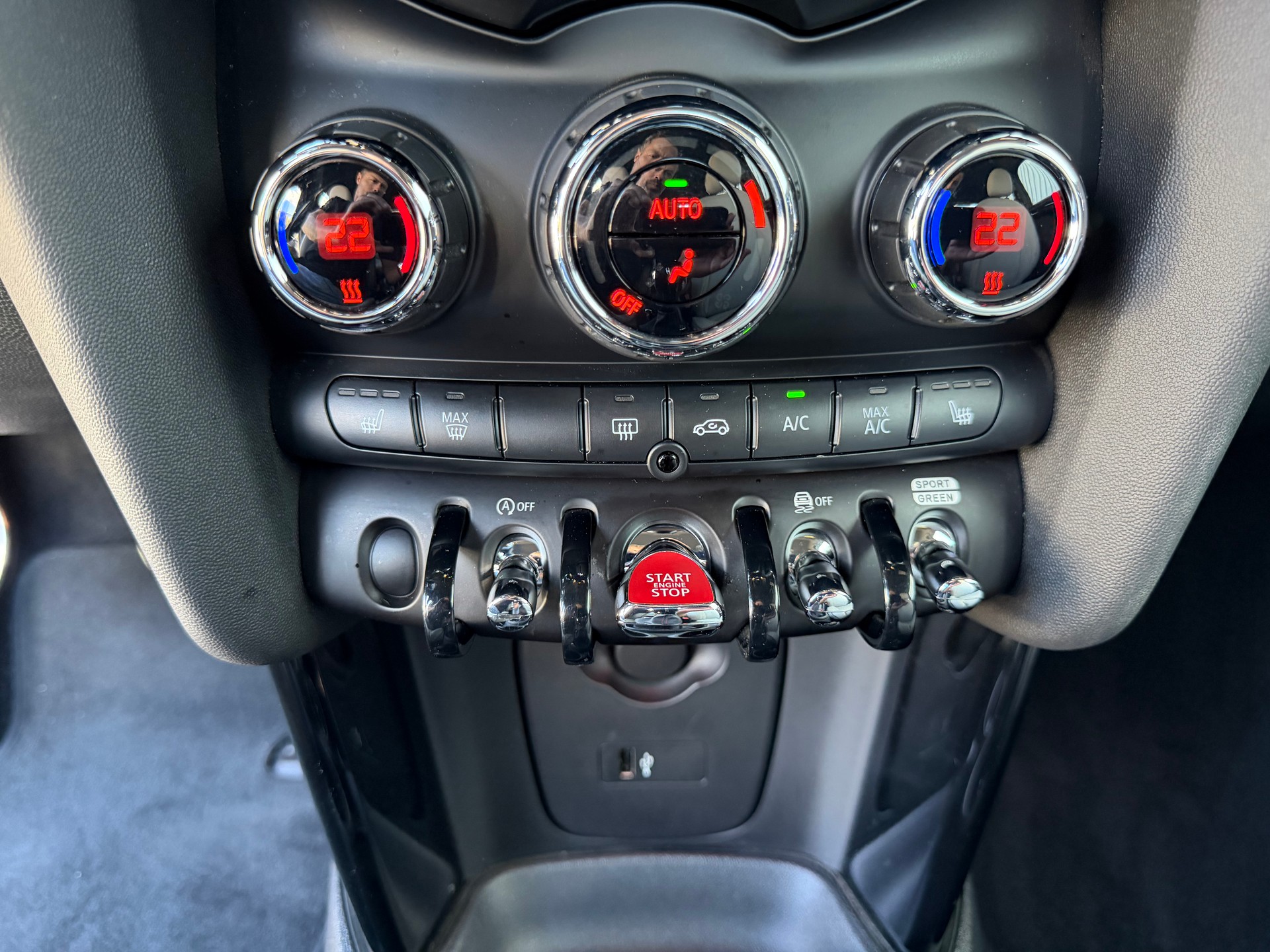 MINI Cooper S-image-22