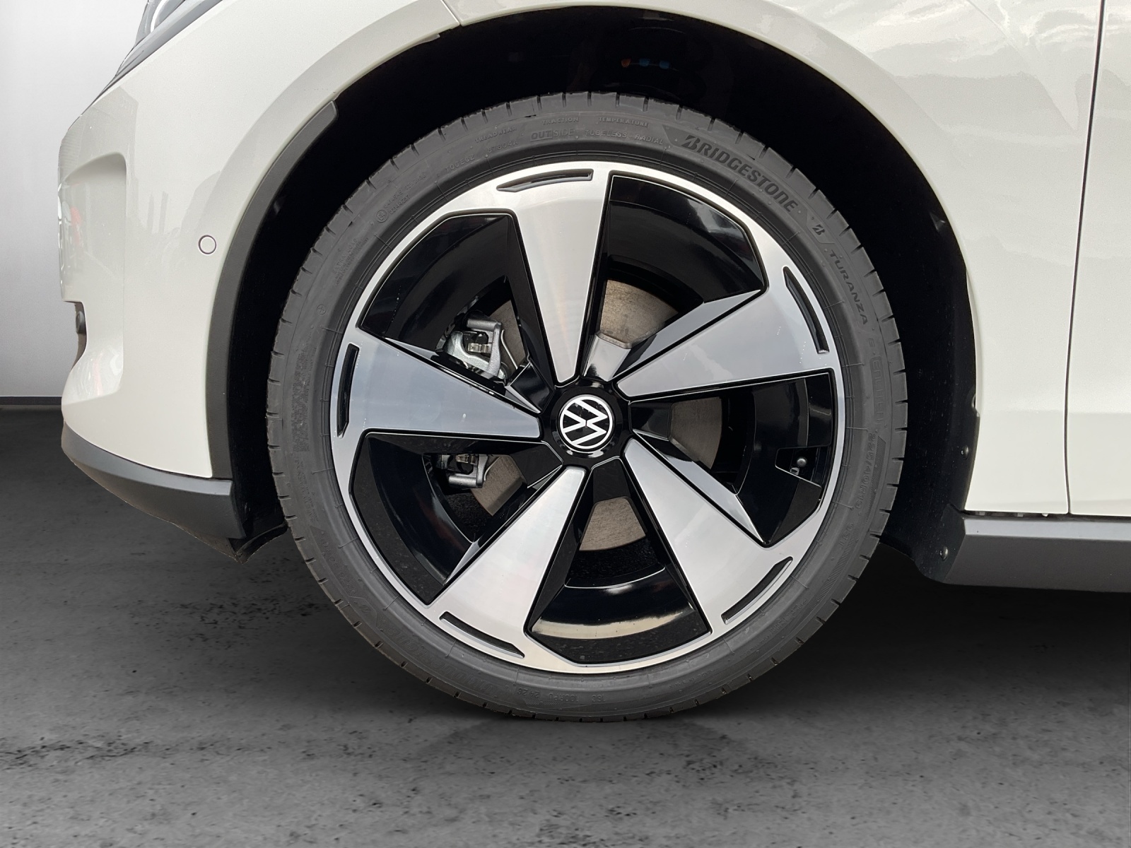 VW ID.Polo 52 kWh Style Edition One Plus-image-12