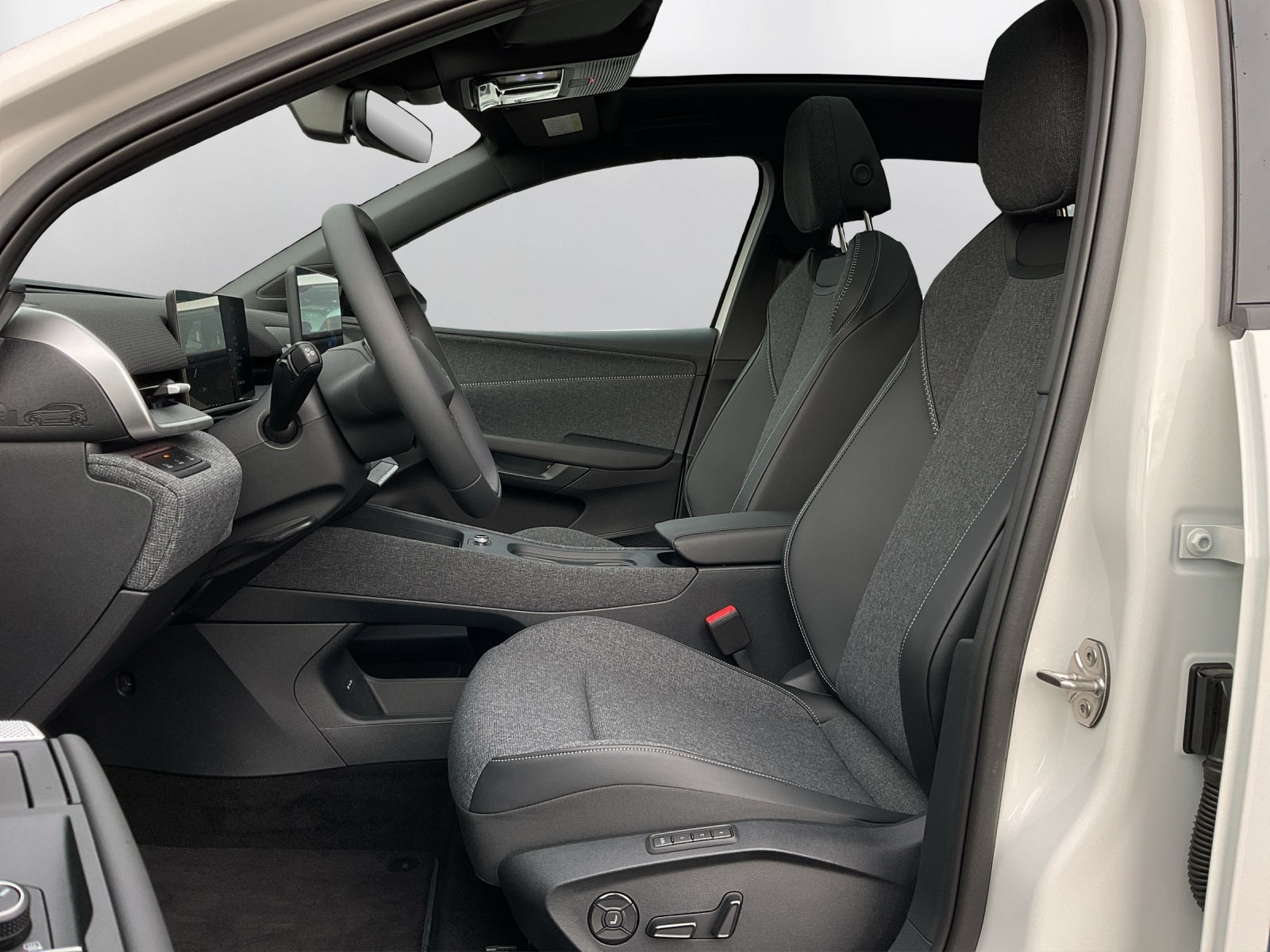 VW ID.Polo 52 kWh Style Edition One Plus-image-9
