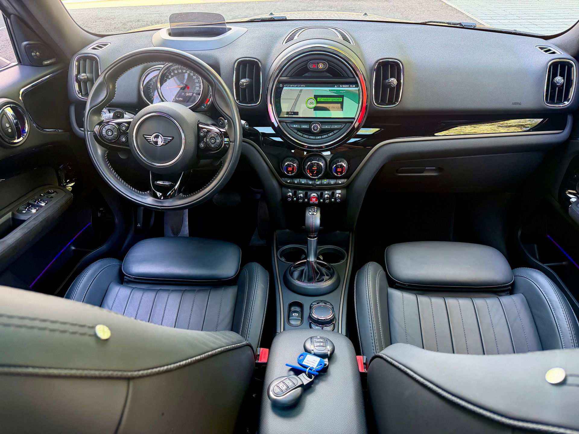 MINI Countryman Cooper S ALL4 Steptronic - 1.Hanf - Melting Silver - Chili Paket --image-11