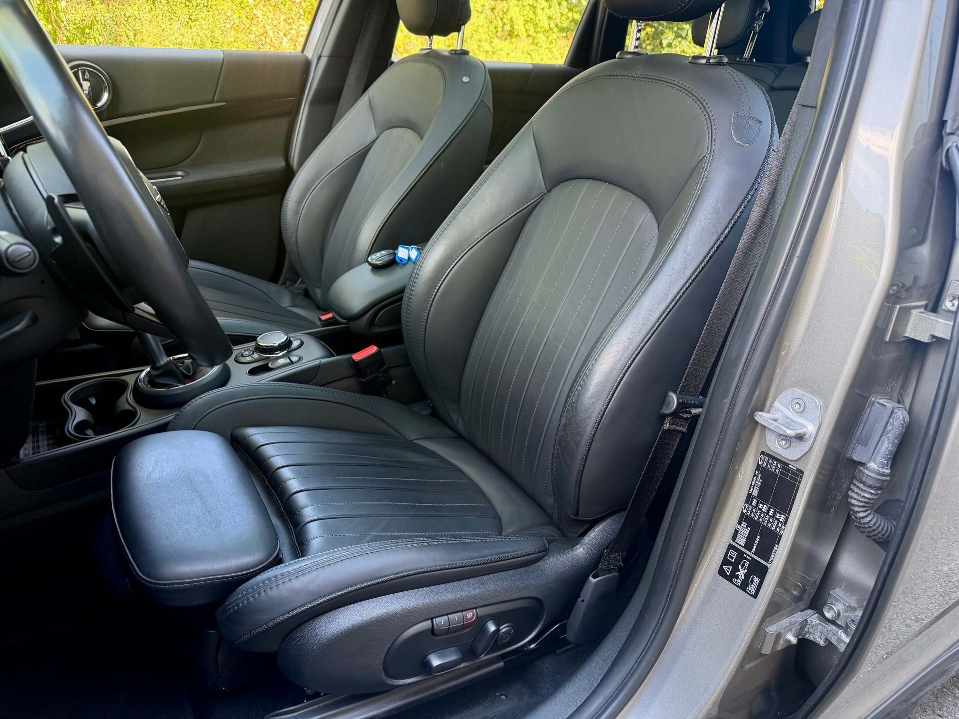 MINI Countryman Cooper S ALL4 Steptronic - 1.Hanf - Melting Silver - Chili Paket --image-9