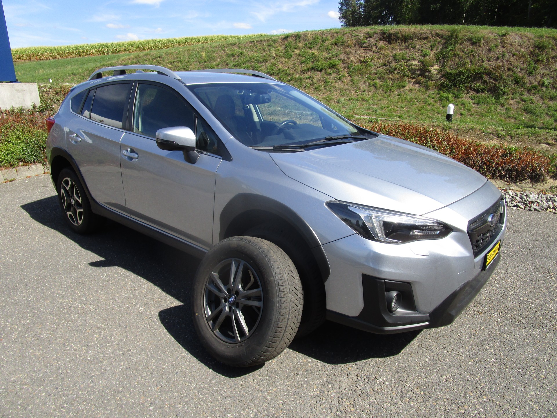 SUBARU XV 2.0 Swiss Plus AWD Lineartronic-image-1