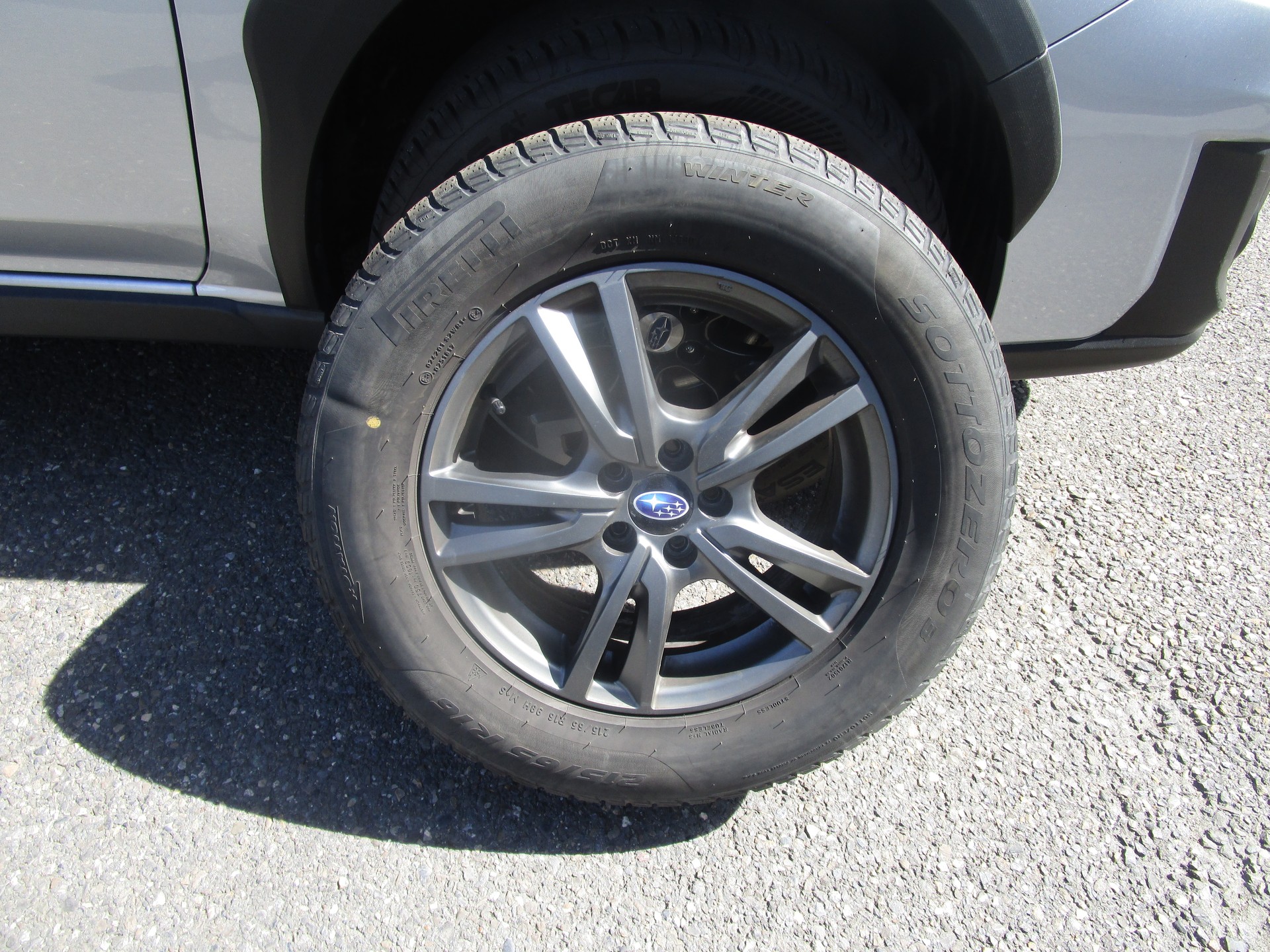 SUBARU XV 2.0 Swiss Plus AWD Lineartronic-image-2