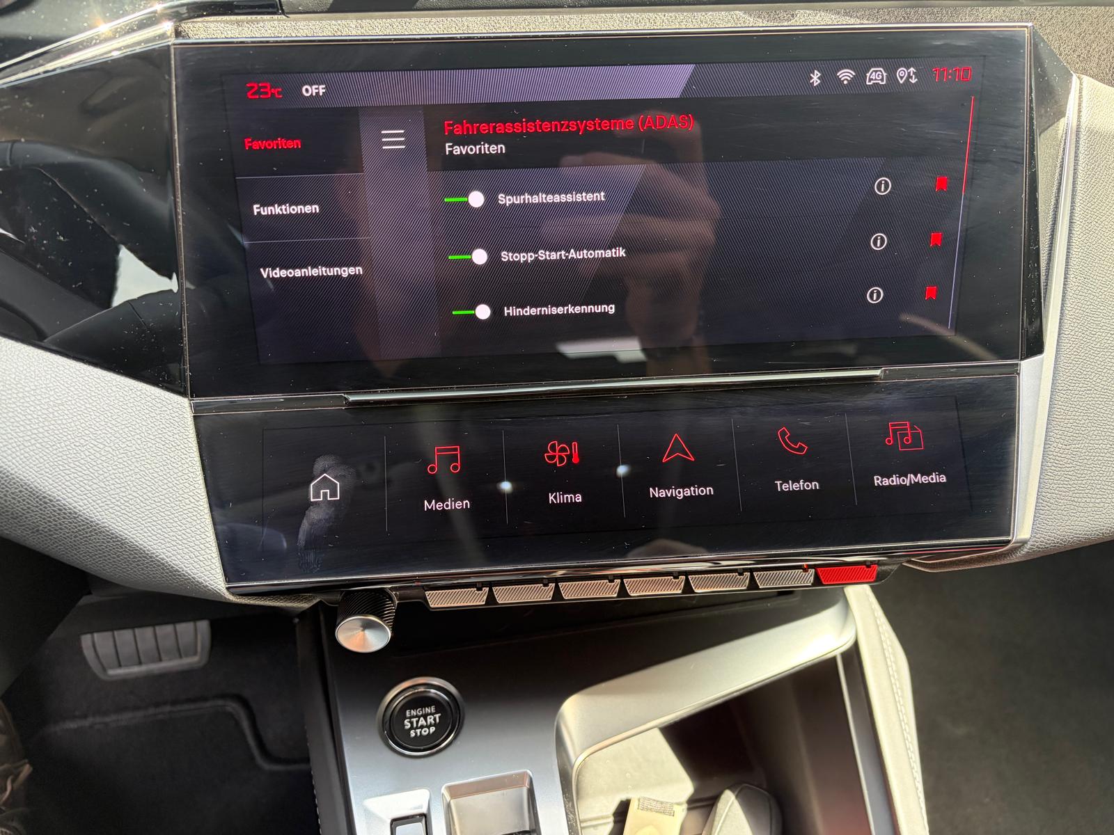 PEUGEOT 308 SW 1.2 PureTech Allure Pack-image-13