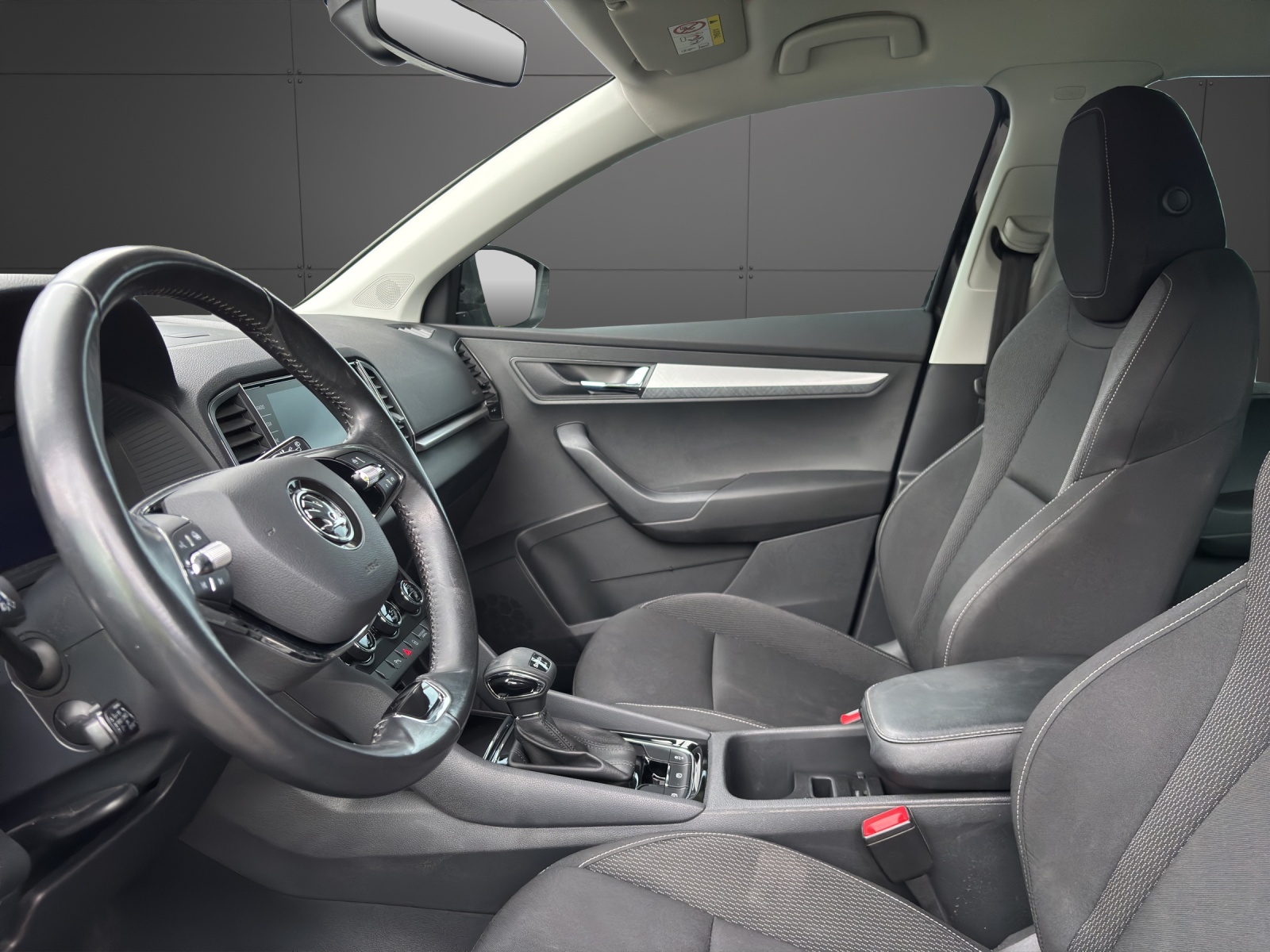 SKODA Karoq 2.0 TDI CR Ambition 4x4 DSG-image-2